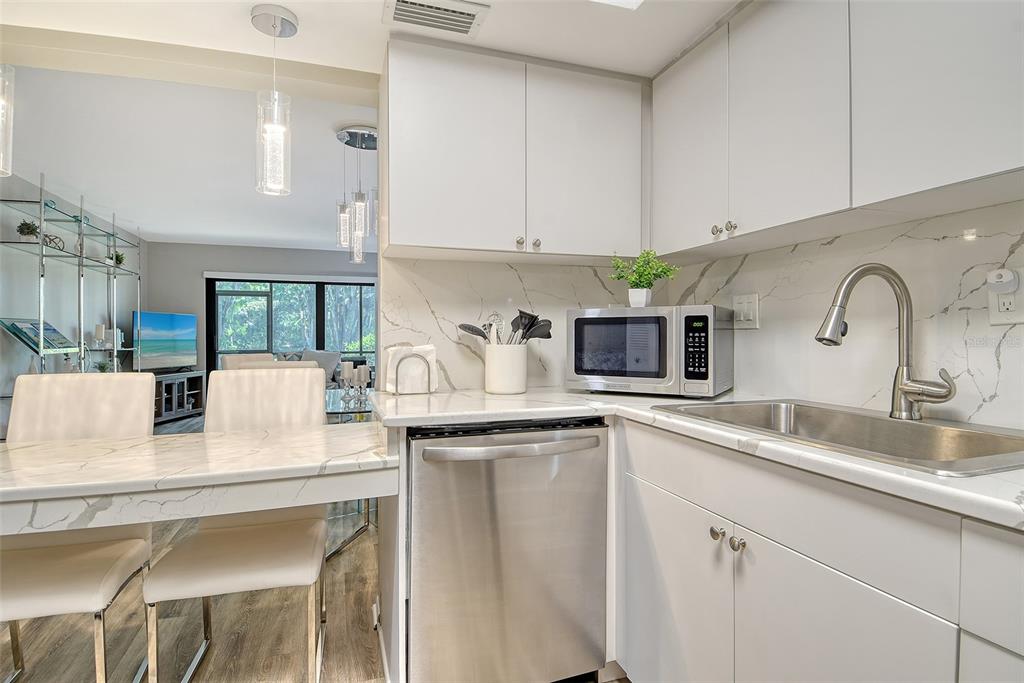 Longboat Key, Florida, 34228, United States, 2 Bedrooms Bedrooms, ,1 BathroomBathrooms,Residential,For Sale,1859781