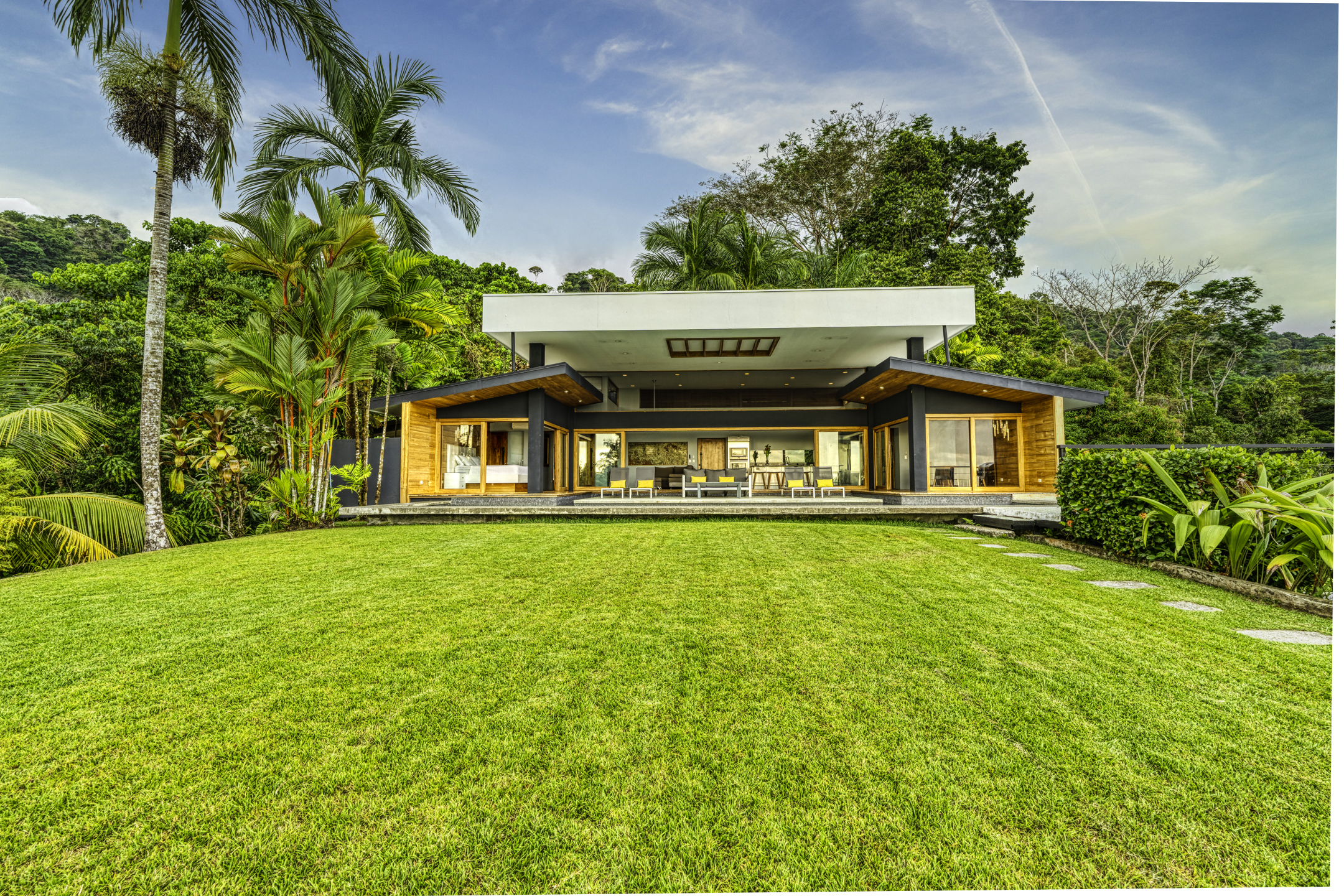 Las Brisas, Uvita, Puntarenas, CR, 5 Bedrooms Bedrooms, ,5 BathroomsBathrooms,Residential,For Sale,Las Brisas,1616263