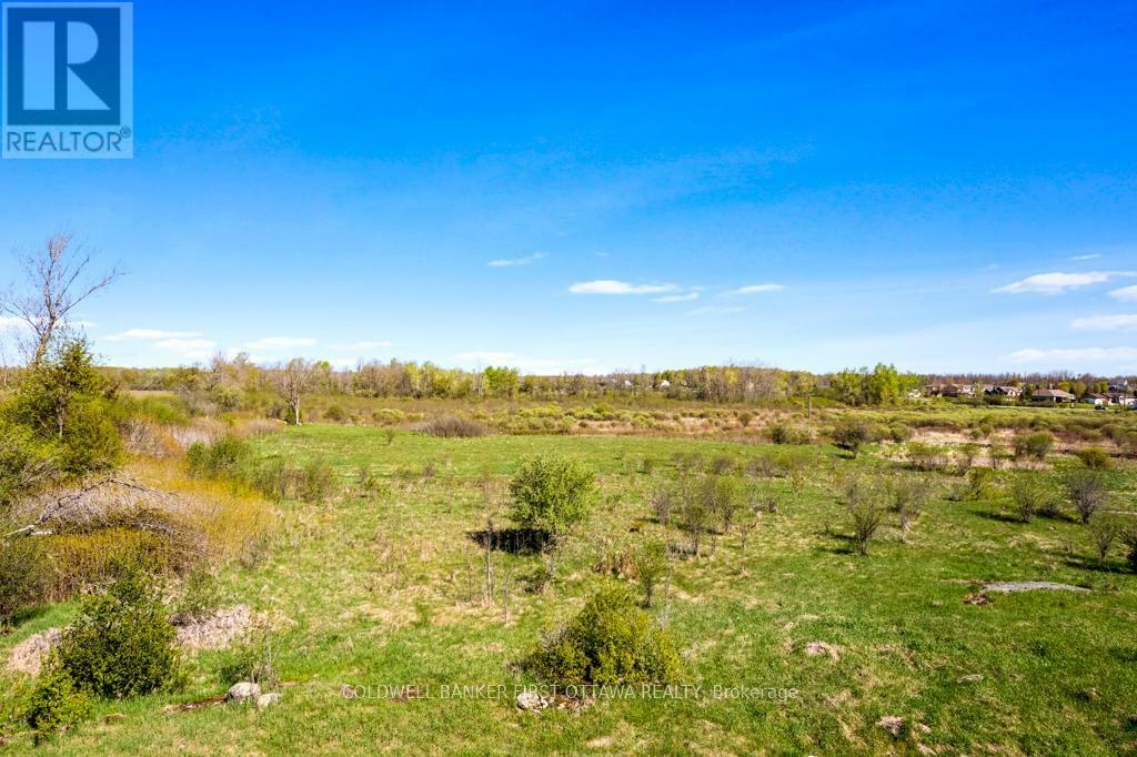 TAY VALLEY, Ontario, K7H 3C9, CA, ,Residential,For Sale,1867366