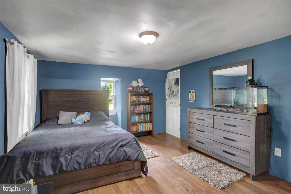 Orrstown, Pennsylvania, 17244, United States, 4 Bedrooms Bedrooms, ,2 BathroomsBathrooms,Residential,For Sale,1906124