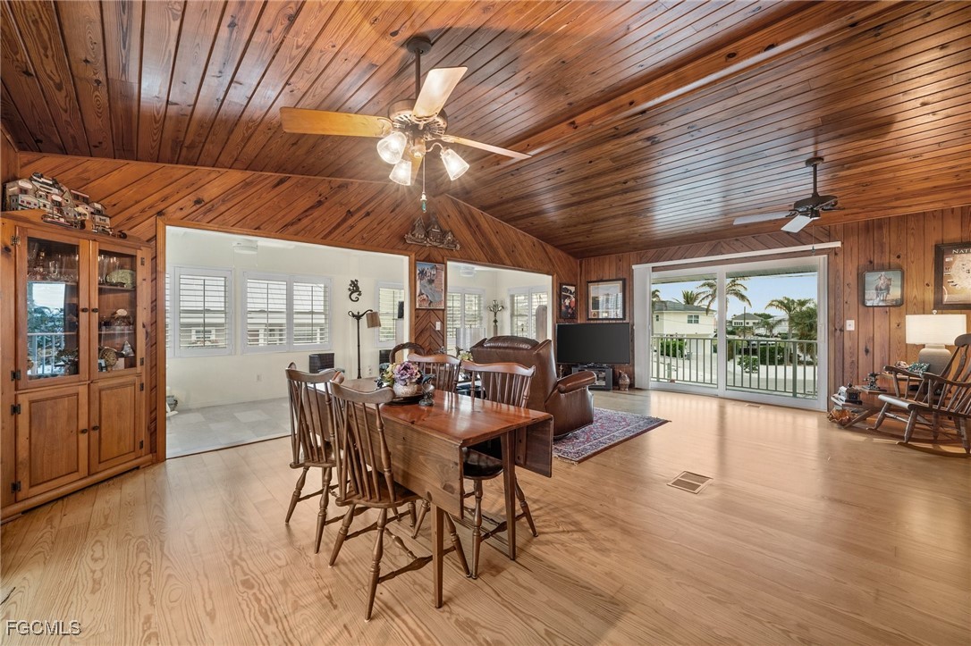 St James City, Florida, 33956, United States, 3 Bedrooms Bedrooms, ,2 BathroomsBathrooms,Residential,For Sale,1974430