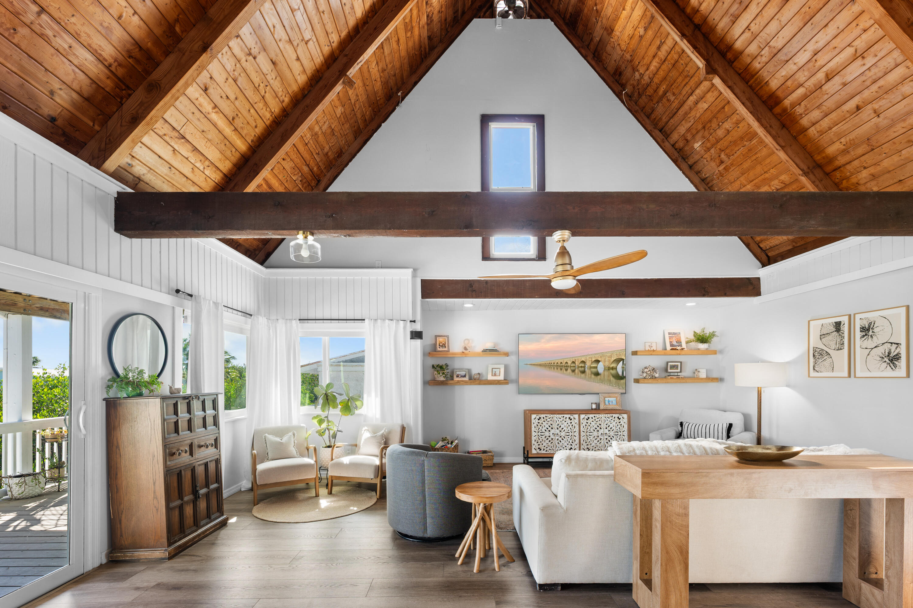 MARATHON, Florida, 33050, United States, 2 Bedrooms Bedrooms, ,2 BathroomsBathrooms,Residential,For Sale,2000916