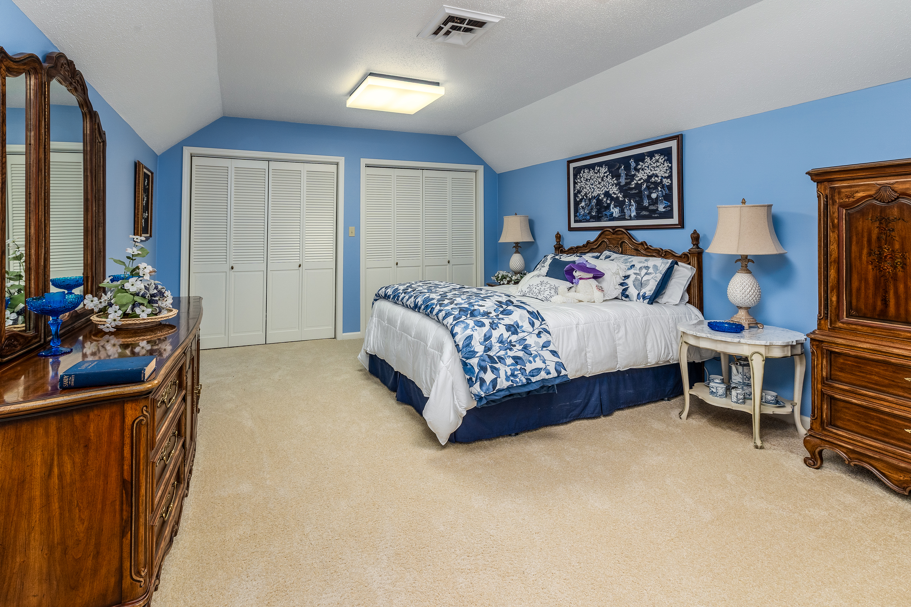 Marion, Illinois, 62959, United States, 7 Bedrooms Bedrooms, ,7 BathroomsBathrooms,Residential,For Sale,1979062