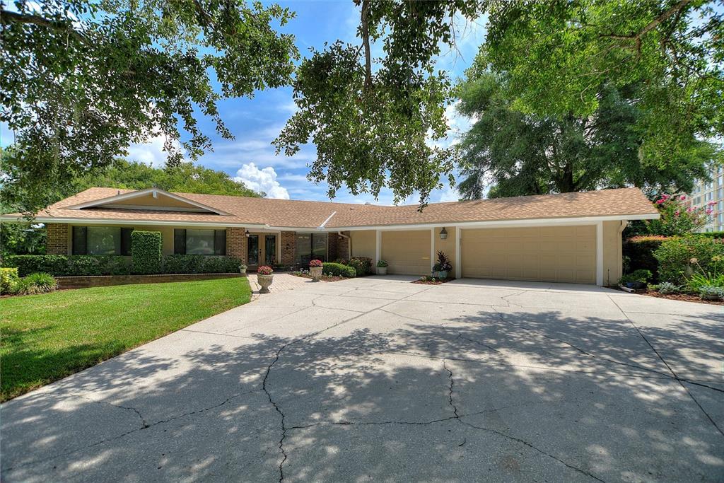 Winter Haven, Florida, 33881, United States, 4 Bedrooms Bedrooms, ,3 BathroomsBathrooms,Residential,For Sale,1911221