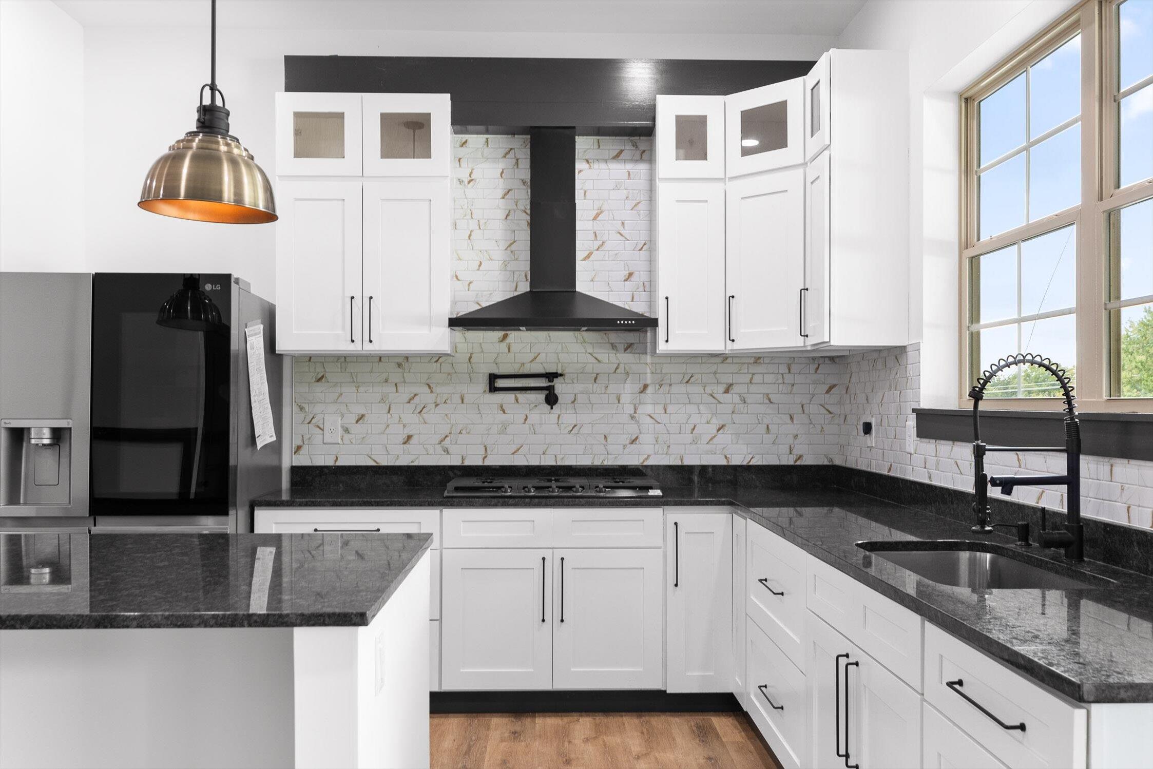 Higdon, Alabama, 35979, United States, 3 Bedrooms Bedrooms, ,2 BathroomsBathrooms,Residential,For Sale,1983057