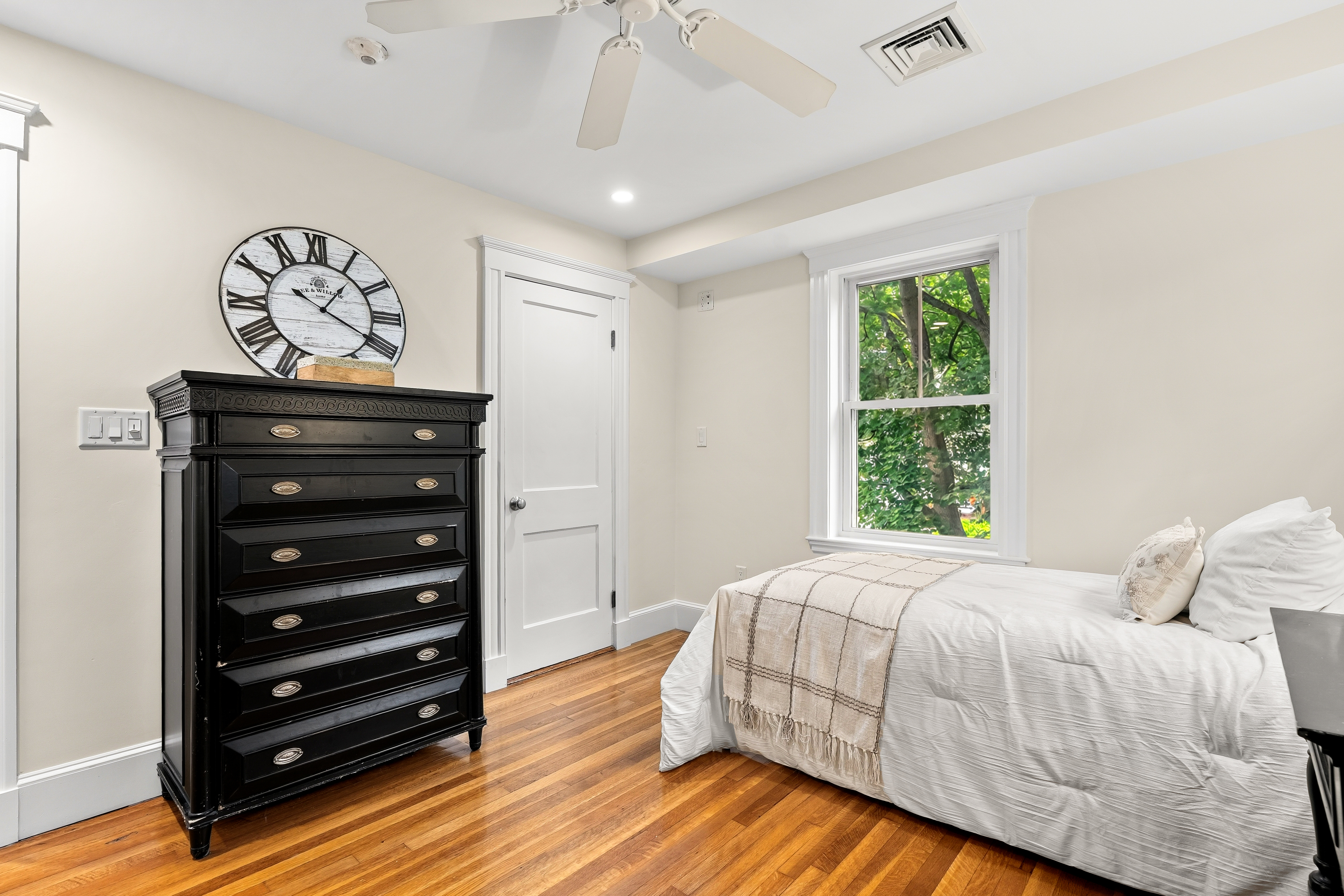  158 Lowell Street, Arlington, MA, 02474 - 物件實景