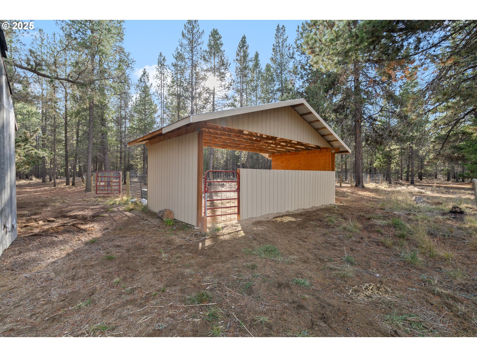 La Pine, Oregon, 97739, United States, 3 Bedrooms Bedrooms, ,2 BathroomsBathrooms,Residential,For Sale,1990962