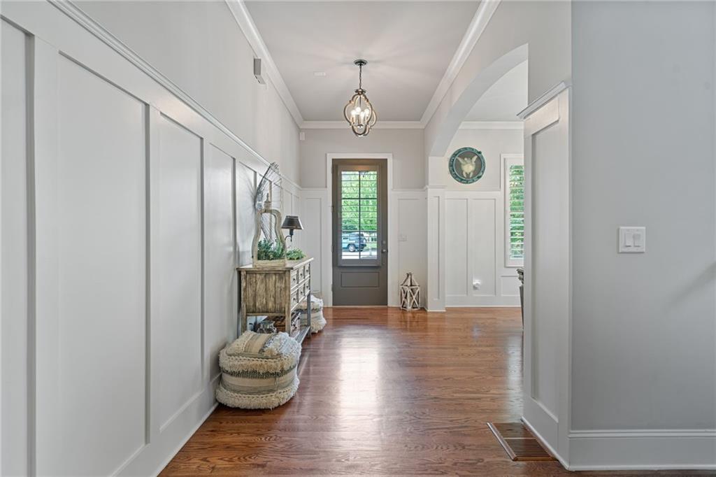 Alpharetta, Georgia, 30022, United States, 6 Bedrooms Bedrooms, ,6 BathroomsBathrooms,Residential,For Sale,1900569