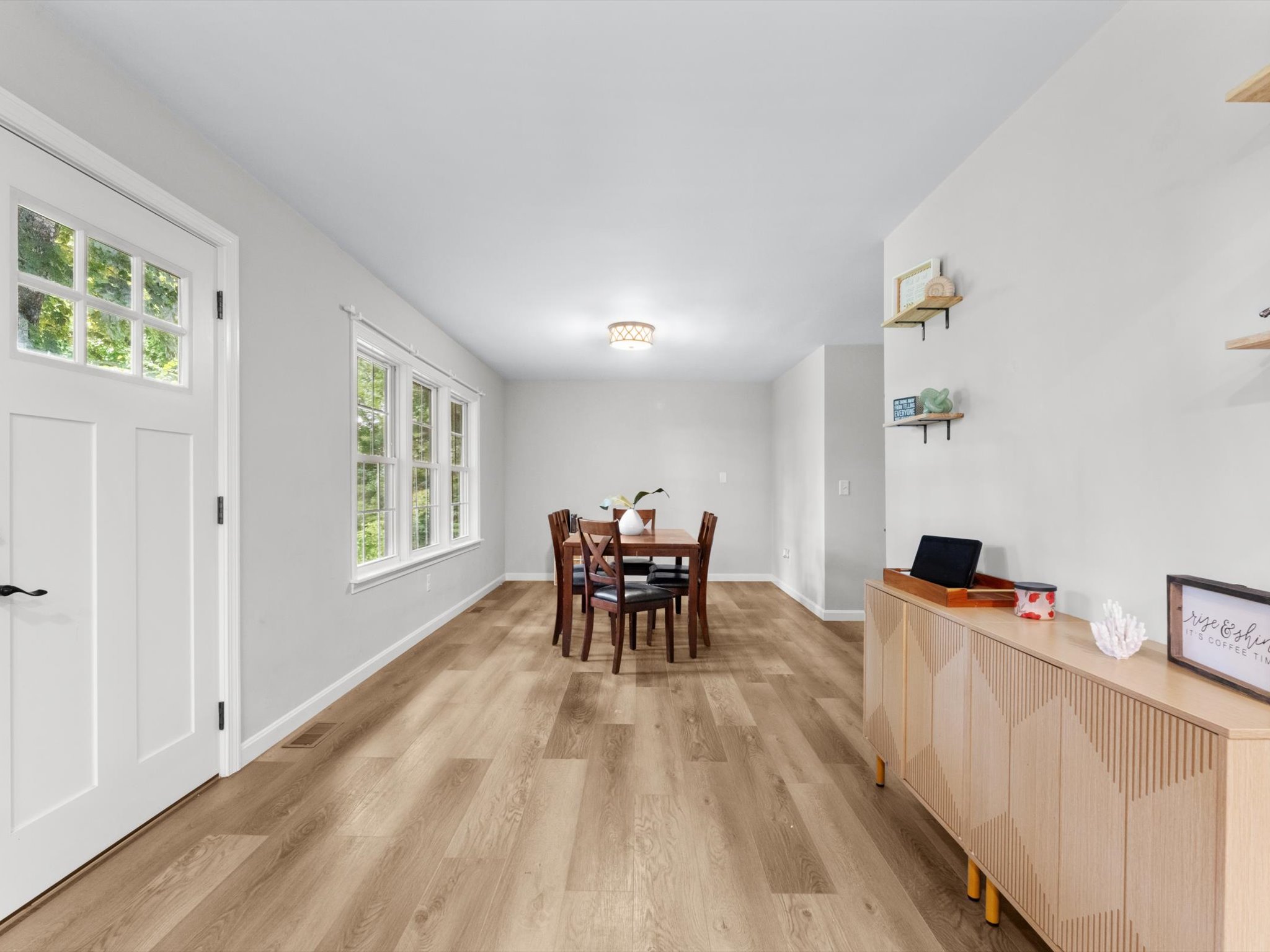  11 Mendon Road, Northbridge, MA 01534 - 物件實景