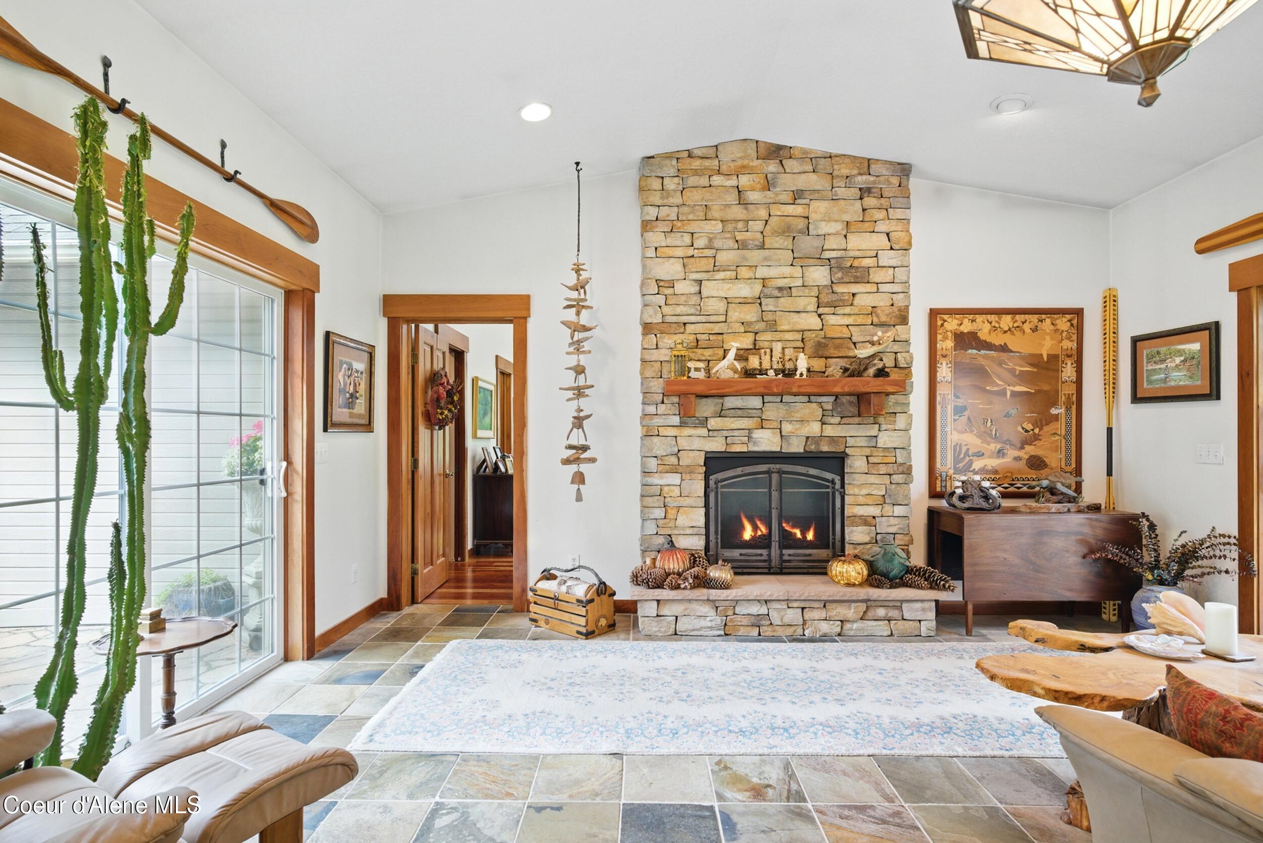 Athol, Idaho, 83801, United States, 6 Bedrooms Bedrooms, ,6 BathroomsBathrooms,Residential,For Sale,1975290