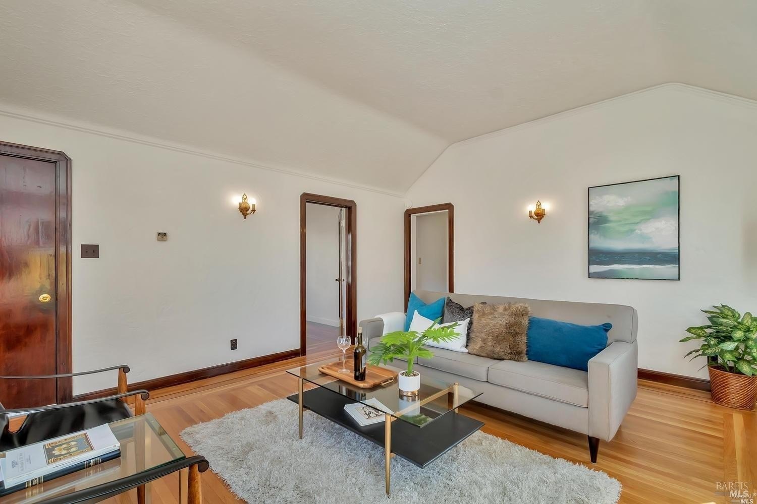 Crockett, California, 94525, United States, 2 Bedrooms Bedrooms, ,1 BathroomBathrooms,Residential,For Sale,1926566