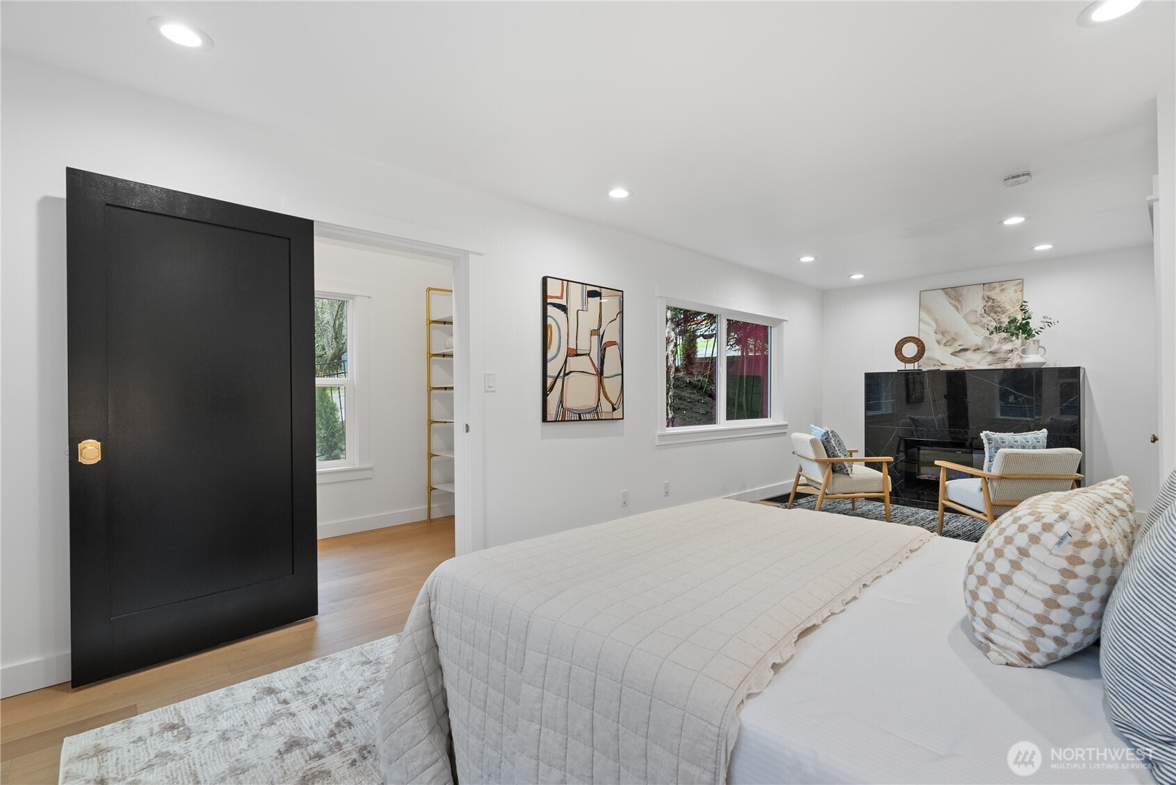 Seattle, Washington, 98109, United States, 3 Bedrooms Bedrooms, ,1 BathroomBathrooms,Residential,For Sale,1999766