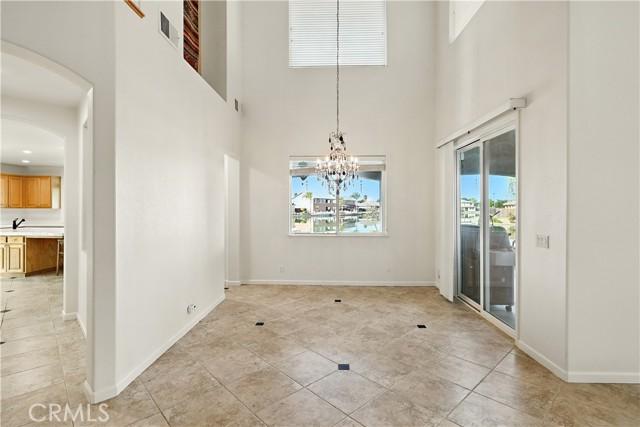 Chowchilla, California, 93610, United States, 5 Bedrooms Bedrooms, ,4 BathroomsBathrooms,Residential,For Sale,2010334