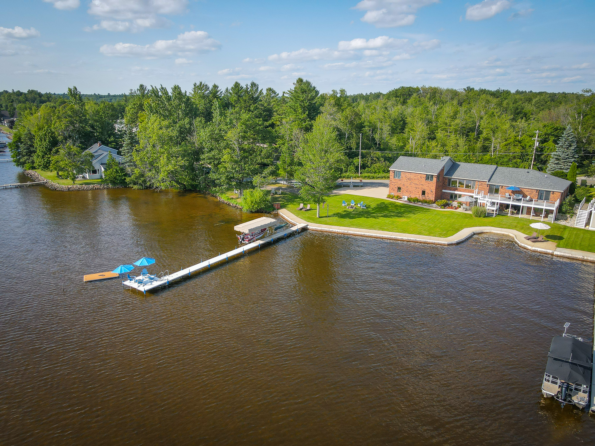Cadillac, Michigan, 49601, United States, 5 Bedrooms Bedrooms, ,4 BathroomsBathrooms,Residential,For Sale,1905816