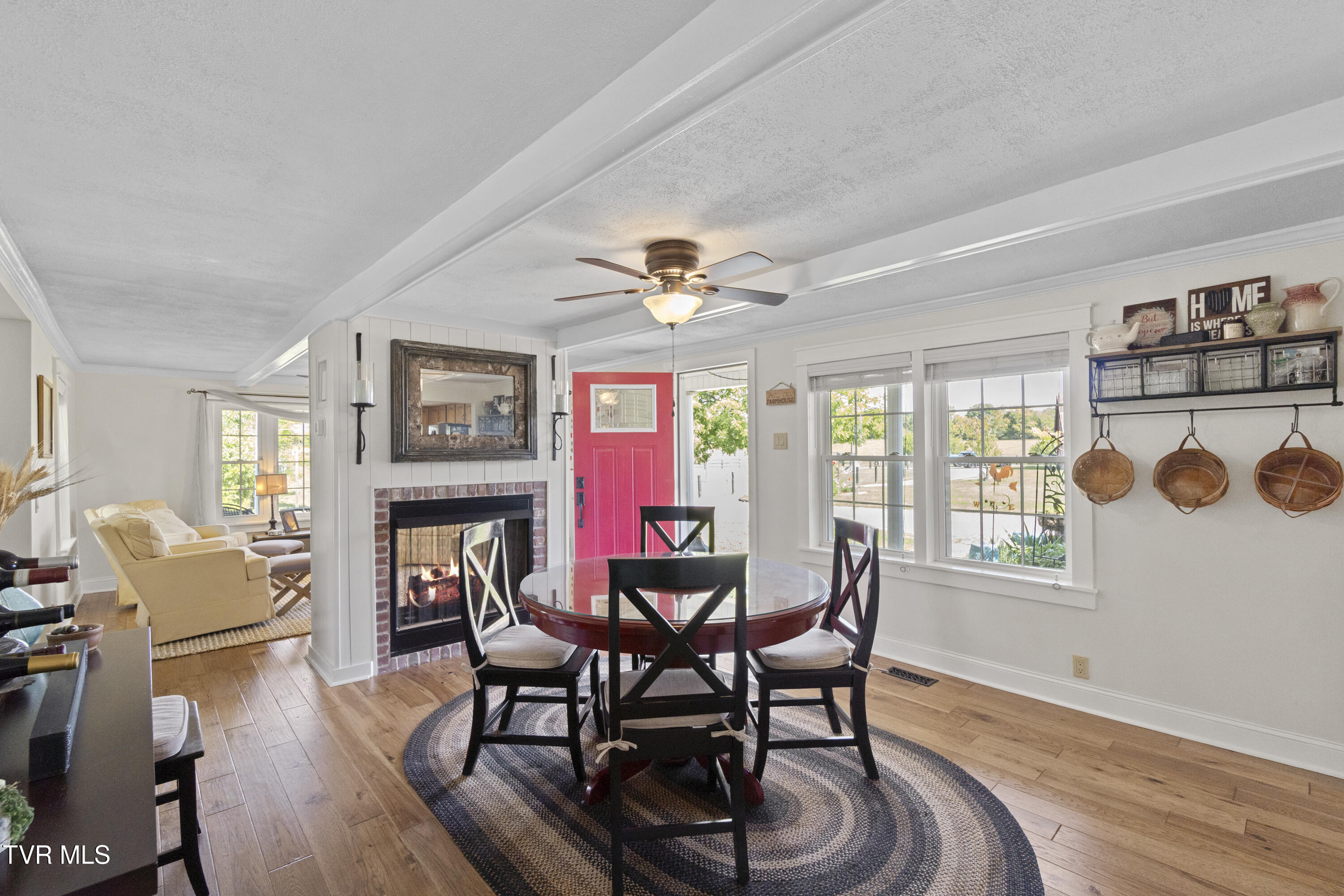 Greeneville, Tennessee, 37745, United States, 3 Bedrooms Bedrooms, ,3 BathroomsBathrooms,Residential,For Sale,2039547