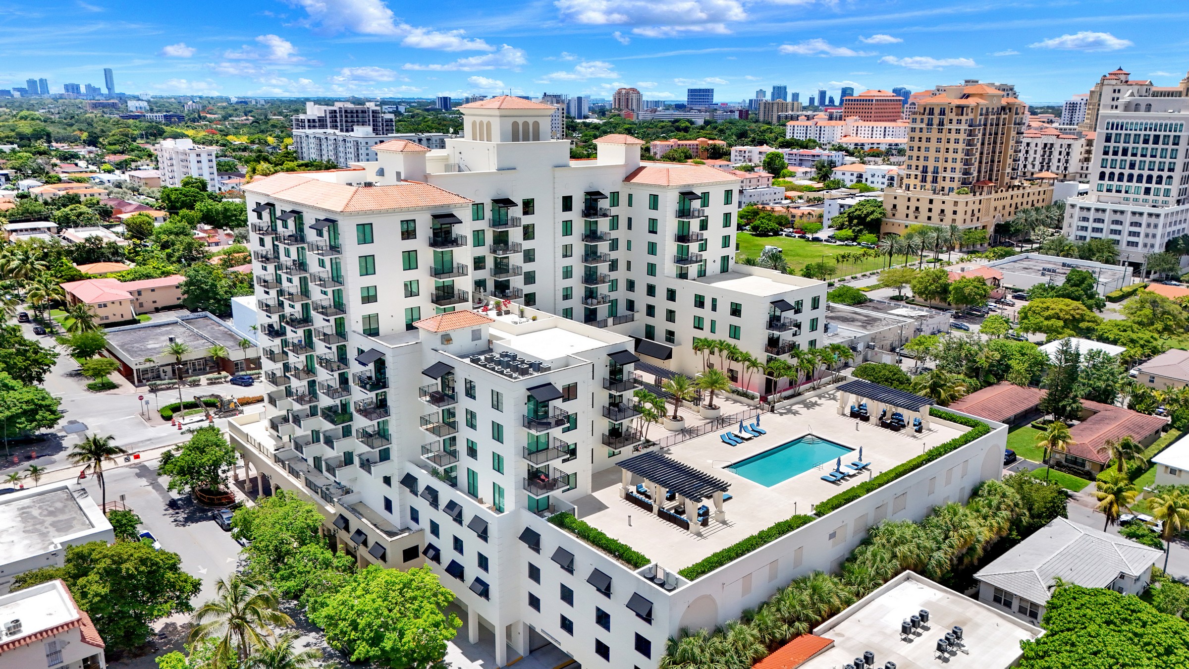  1300 Ponce De Leon Blvd, Coral Gables, FL, 33134 - 物件實景
