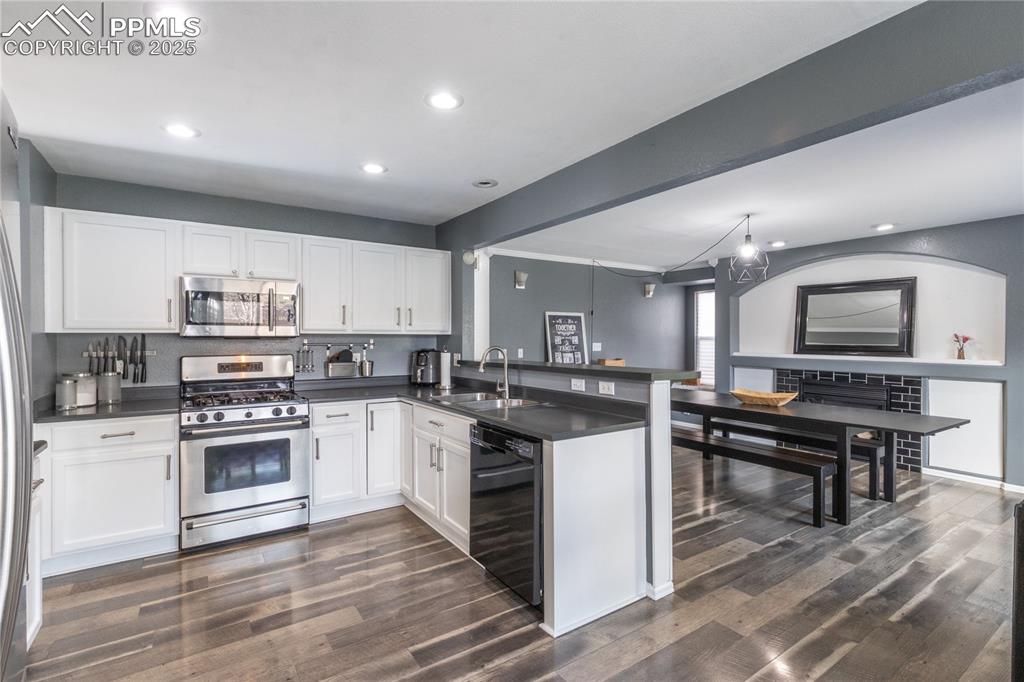 Colorado Springs, Colorado, 80922, United States, 4 Bedrooms Bedrooms, ,4 BathroomsBathrooms,Residential,For Sale,1933657