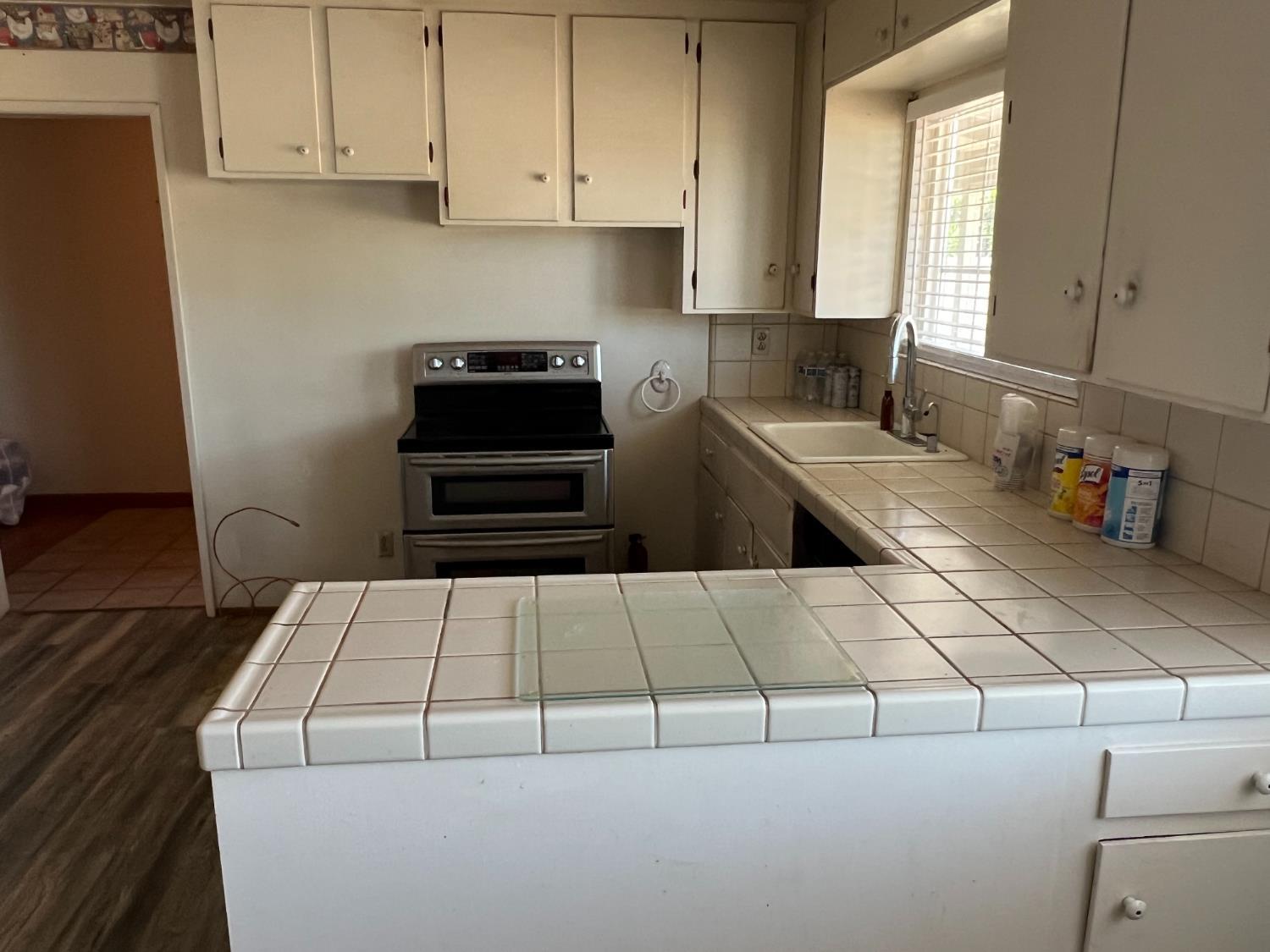 Hughson, California, 95326, United States, 3 Bedrooms Bedrooms, ,2 BathroomsBathrooms,Residential,For Sale,2048137