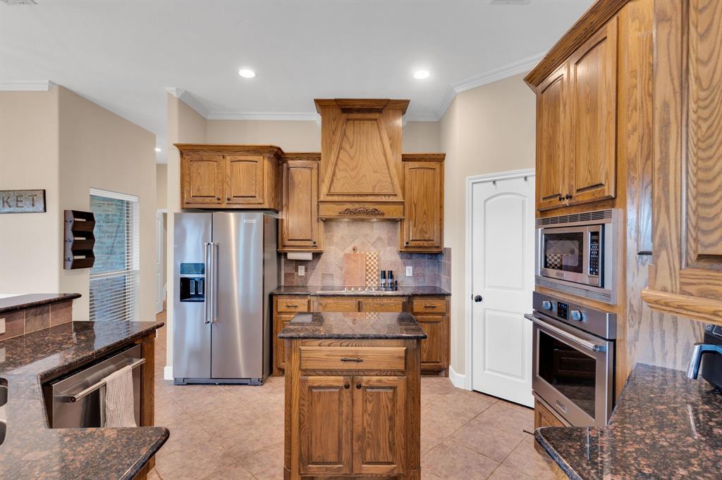 Midlothian, Texas, 76065, United States, 4 Bedrooms Bedrooms, ,4 BathroomsBathrooms,Residential,For Sale,1975305