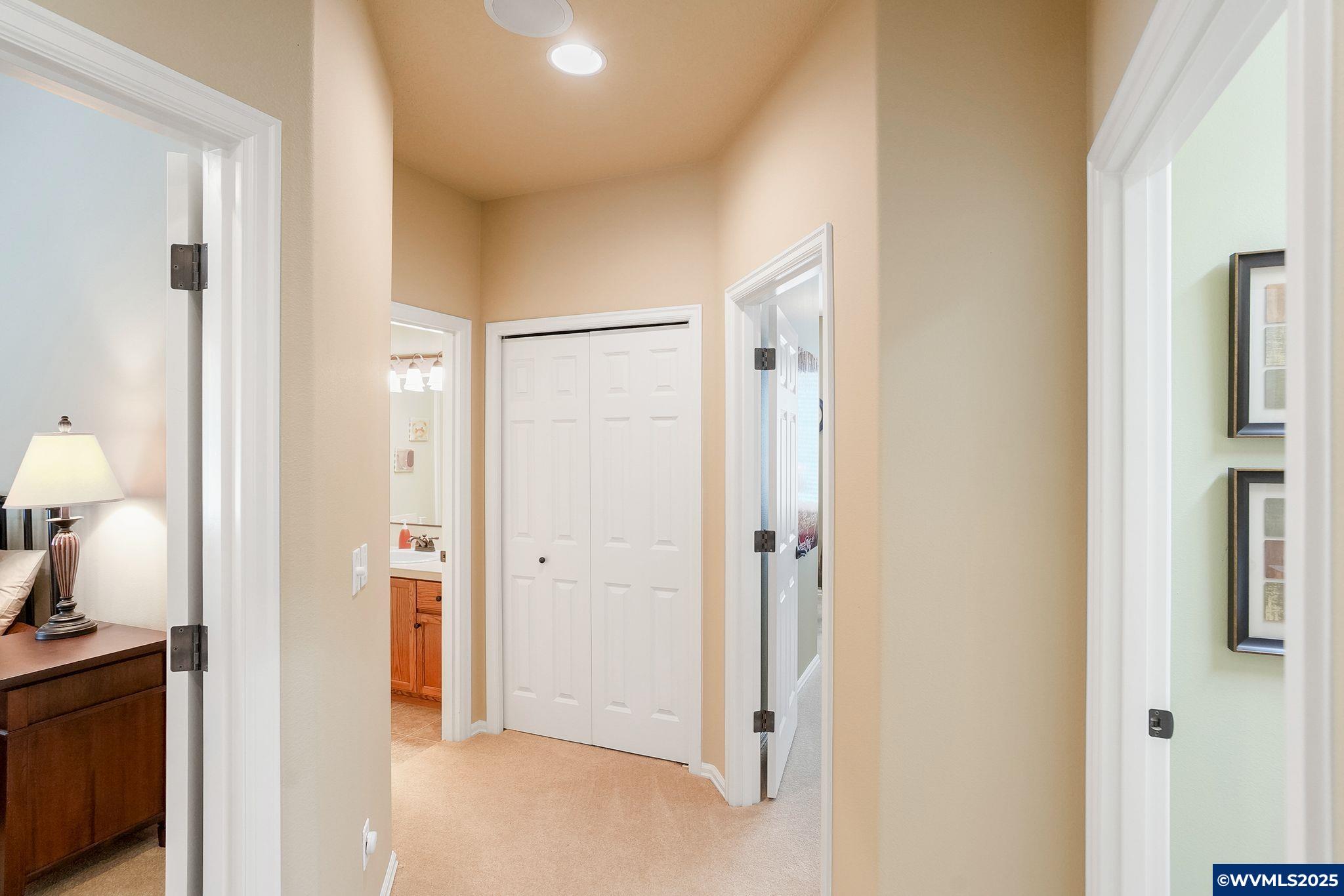 Albany, Oregon, 97321, United States, 4 Bedrooms Bedrooms, ,3 BathroomsBathrooms,Residential,For Sale,1961603