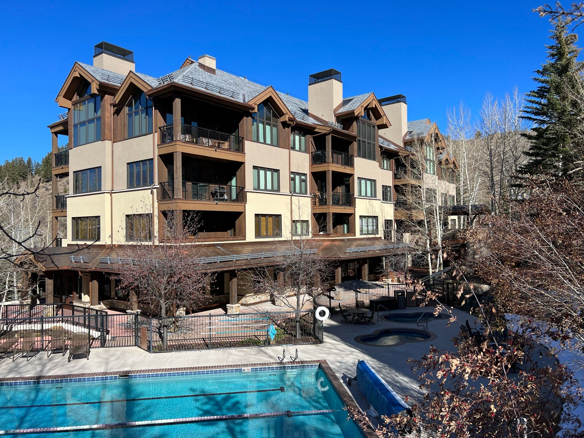  Highlands Lodge Condo #107 - 物件實景