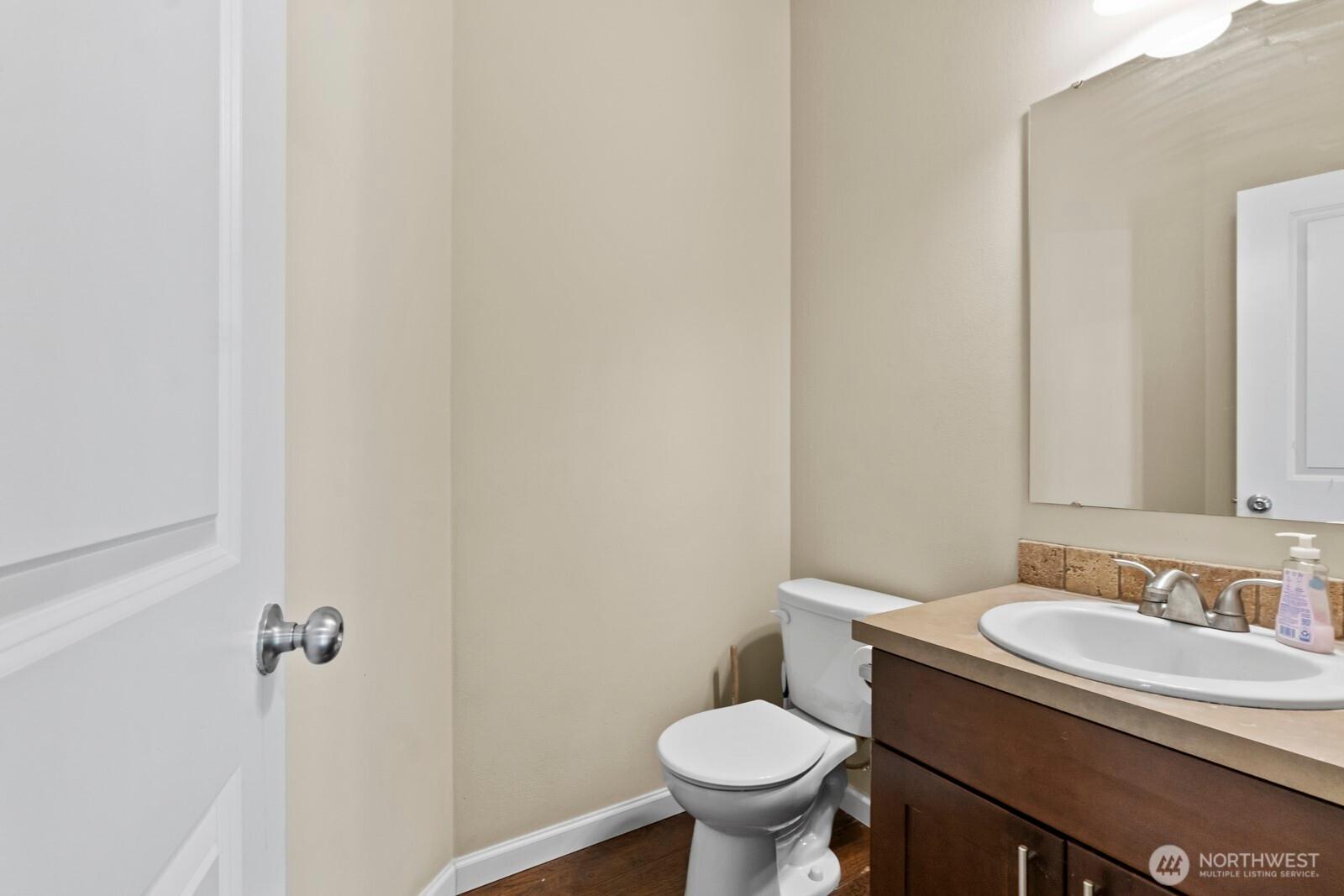 YELM, Washington, 98597, United States, 4 Bedrooms Bedrooms, ,3 BathroomsBathrooms,Residential,For Sale,1722158