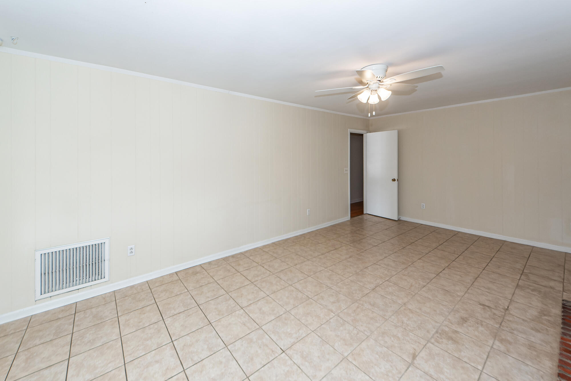 Charleston, South Carolina, 29407, United States, 3 Bedrooms Bedrooms, ,2 BathroomsBathrooms,Residential,For Sale,1738959
