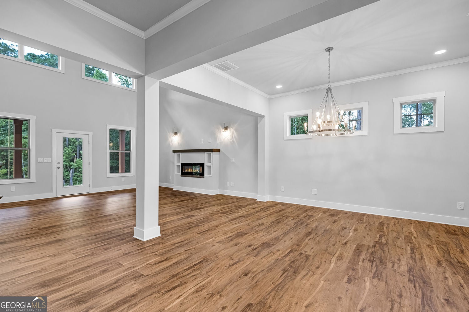 Ellenwood, Georgia, 30294, United States, 4 Bedrooms Bedrooms, ,4 BathroomsBathrooms,Residential,For Sale,1927685