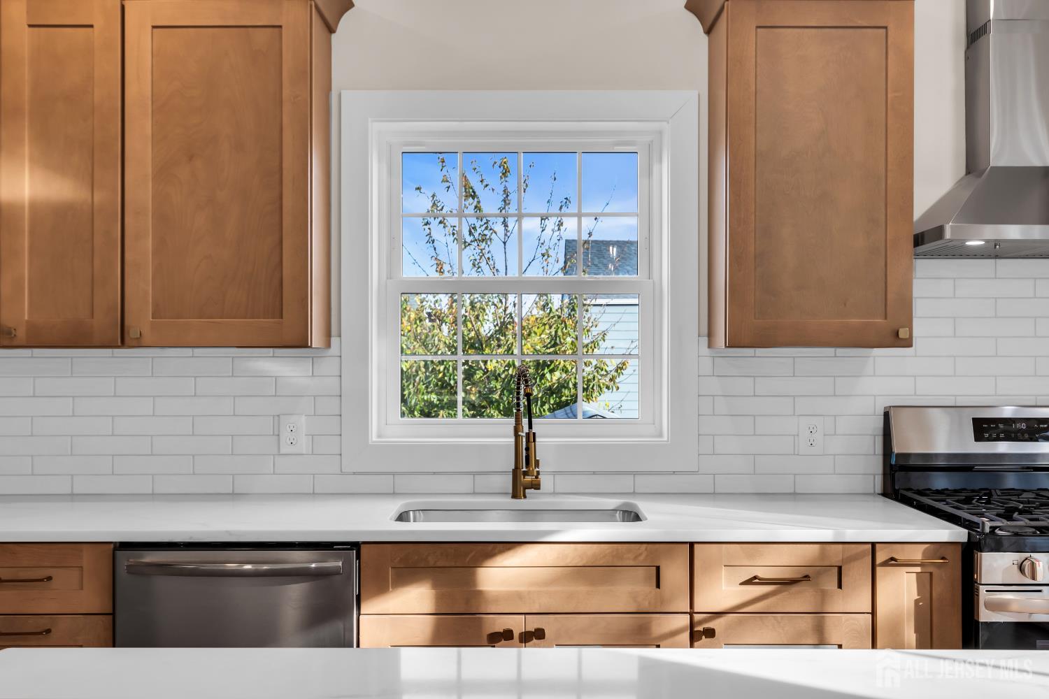 1216 - Perth Amboy, New Jersey, 08861, United States, 4 Bedrooms Bedrooms, ,3 BathroomsBathrooms,Residential,For Sale,1988550