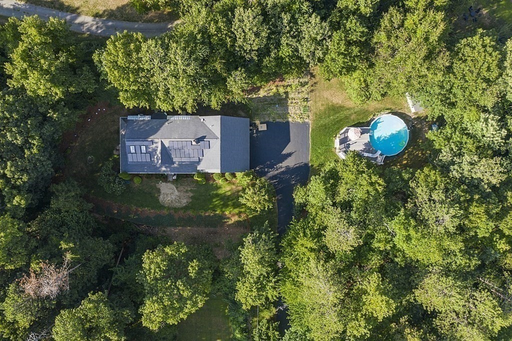 116 Island Rd, Lunenburg, Massachusetts, 01462, United States, 5 Bedrooms Bedrooms, ,4 BathroomsBathrooms,Residential,For Sale,116 Island Rd,1486813
