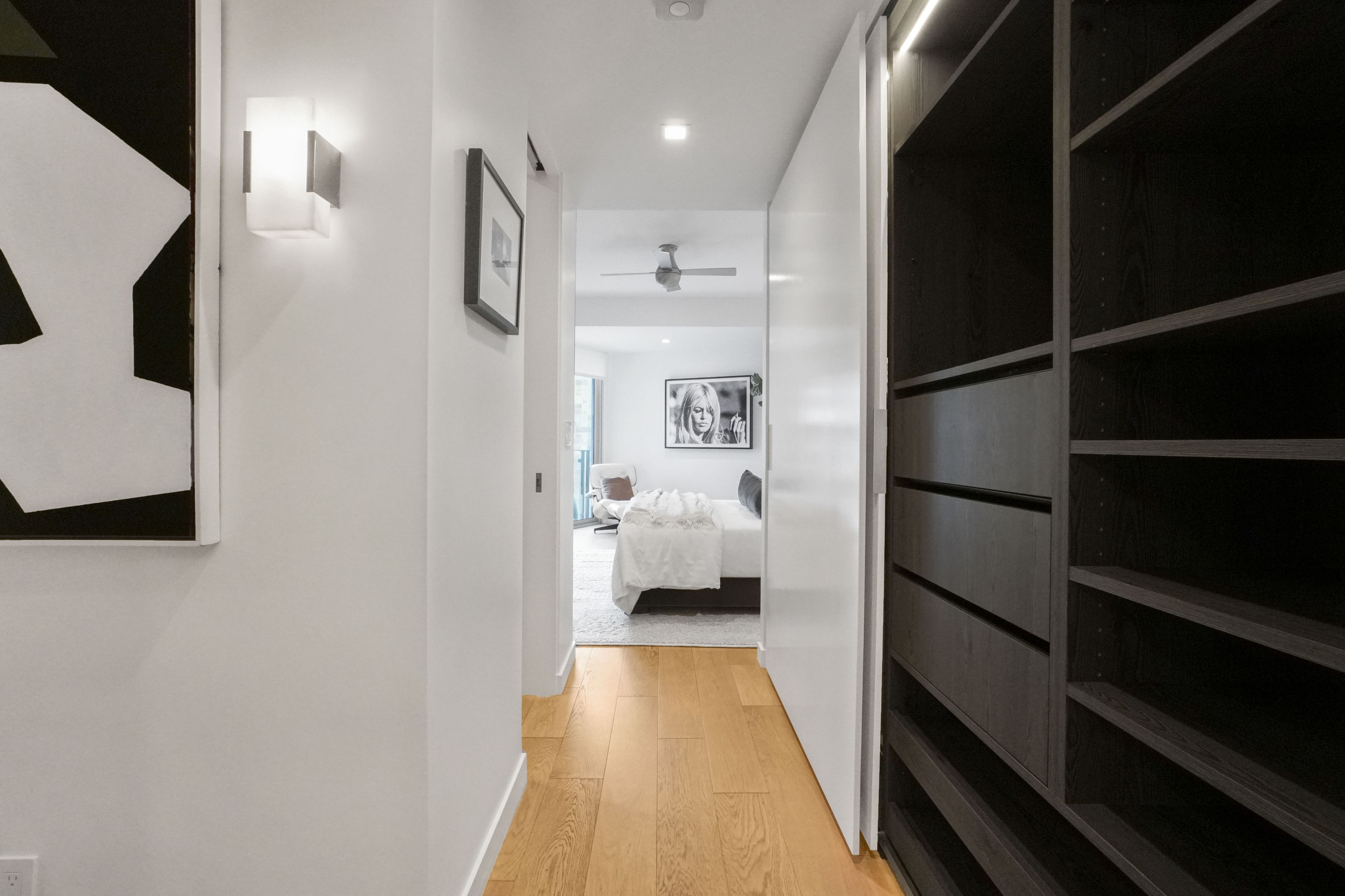  515 Ocean Avenue, 706S - 物件實景