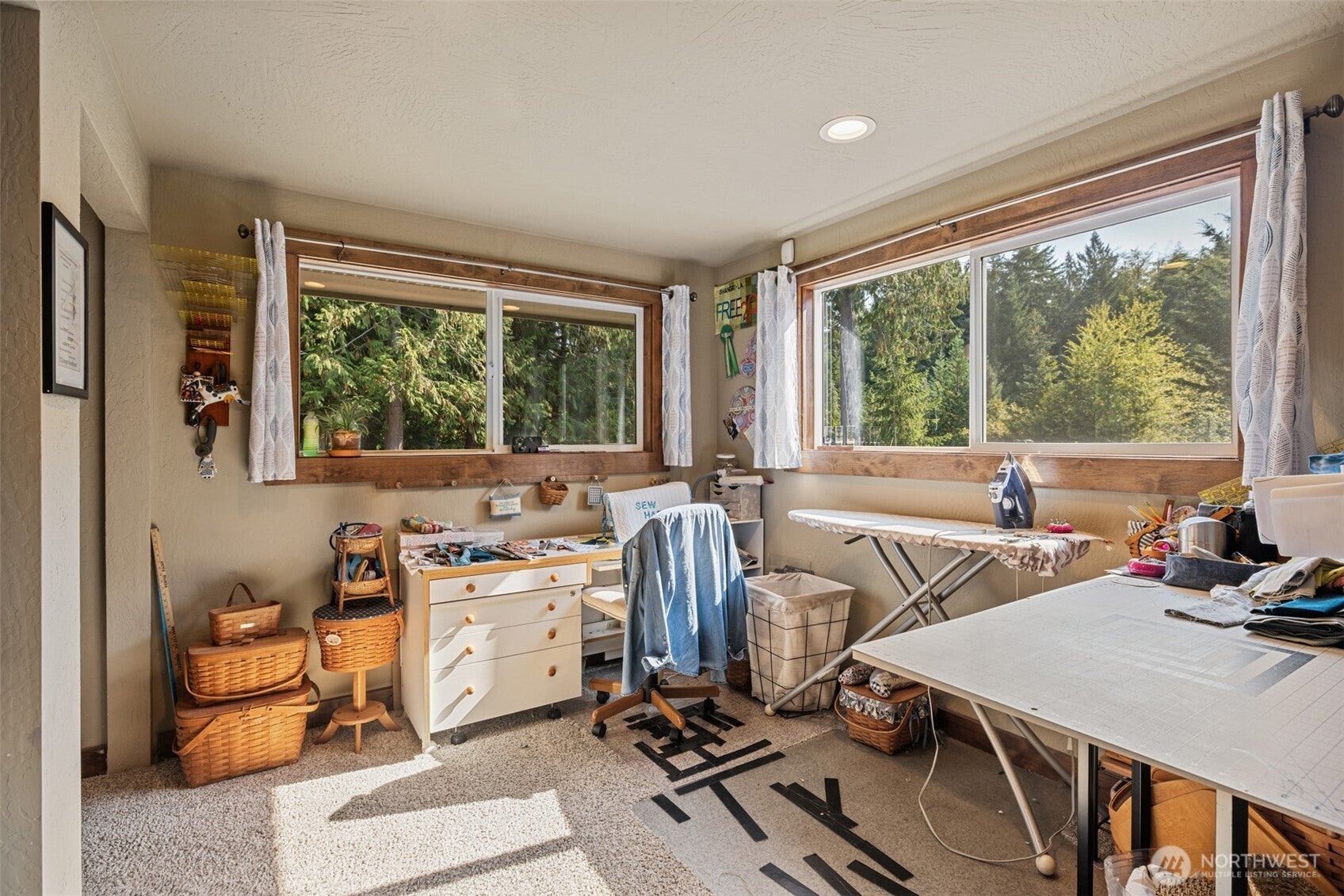 Port Angeles, Washington, 98363, United States, 2 Bedrooms Bedrooms, ,1 BathroomBathrooms,Residential,For Sale,1935683