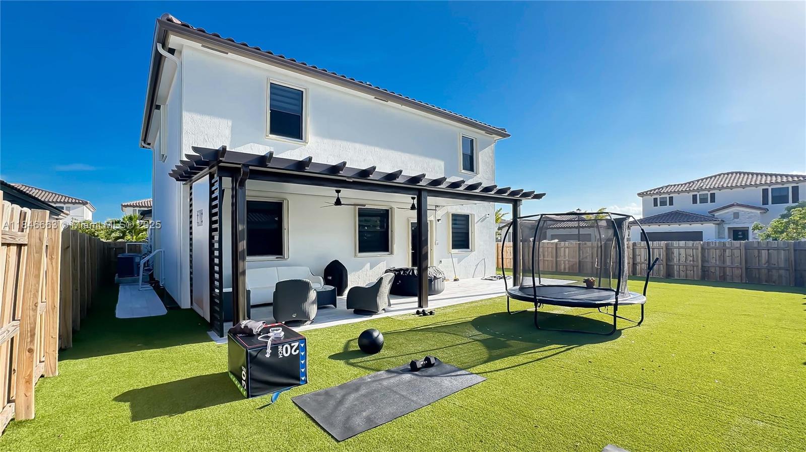 Homestead, Florida, 33032, United States, 5 Bedrooms Bedrooms, ,3 BathroomsBathrooms,Residential,For Sale,1900926