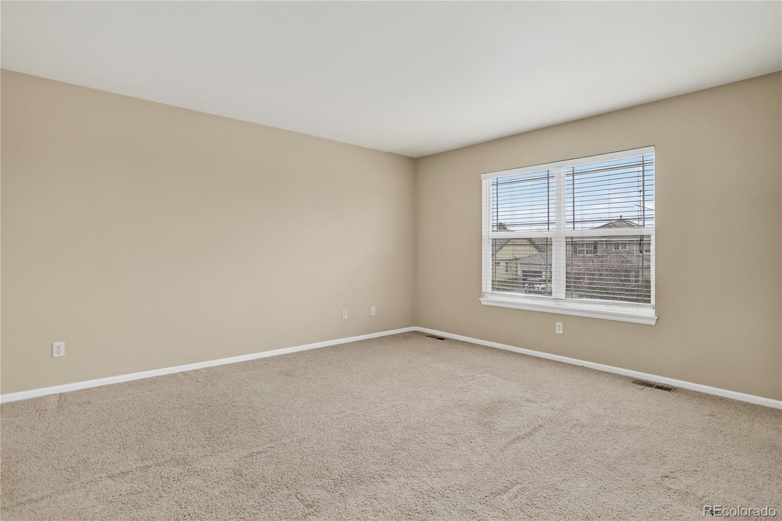 Commerce City, Colorado, 80022, United States, 3 Bedrooms Bedrooms, ,3 BathroomsBathrooms,Residential,For Sale,1989632