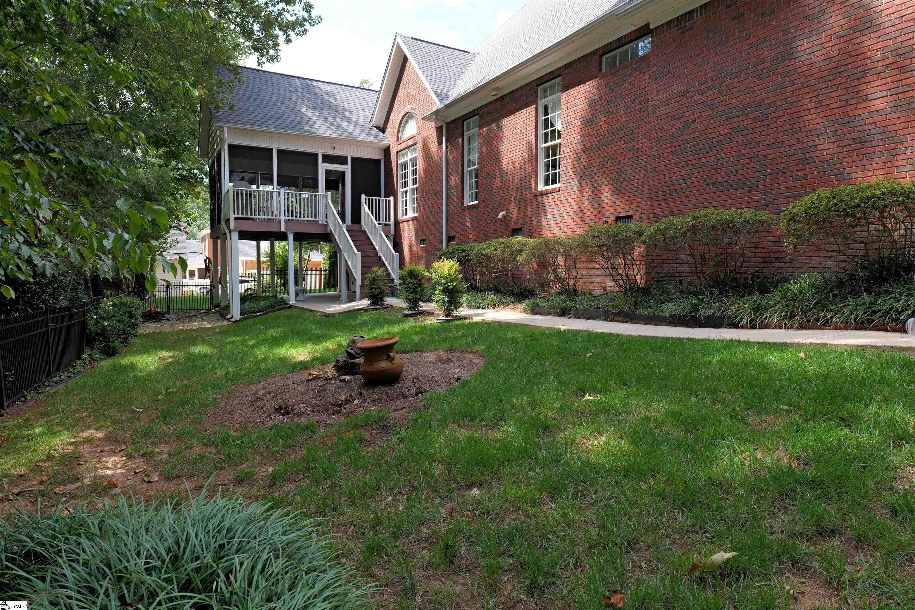 Moore, South Carolina, 29369, United States, 4 Bedrooms Bedrooms, ,4 BathroomsBathrooms,Residential,For Sale,1940111