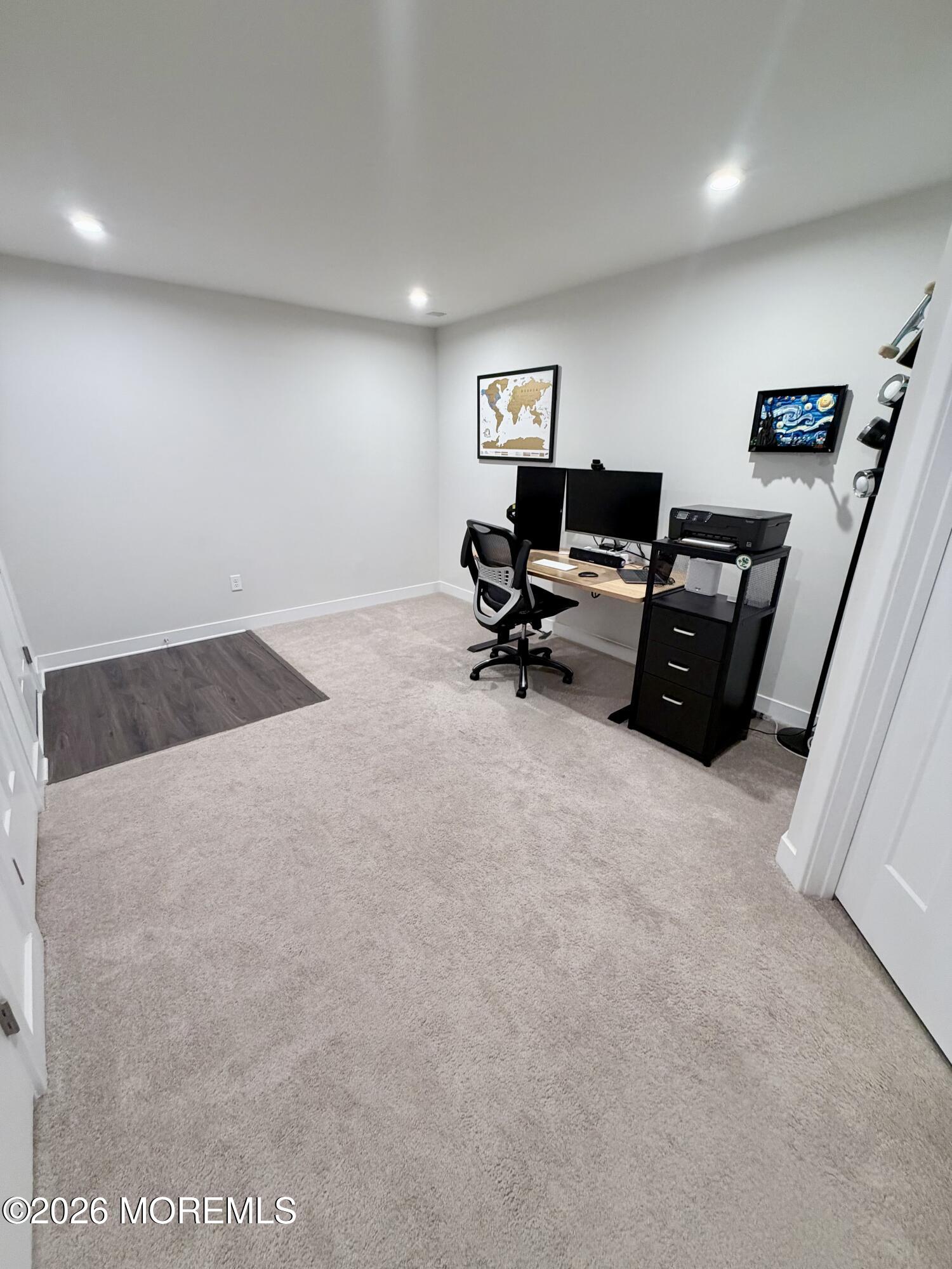 Parlin, New Jersey, 08859, United States, 3 Bedrooms Bedrooms, ,3 BathroomsBathrooms,Residential,For Sale,2010964