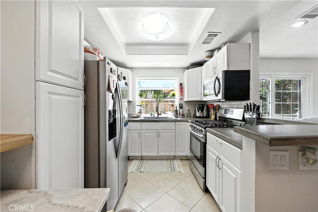 El Cajon, California, 92019, United States, 2 Bedrooms Bedrooms, ,3 BathroomsBathrooms,Residential,For Sale,1921774