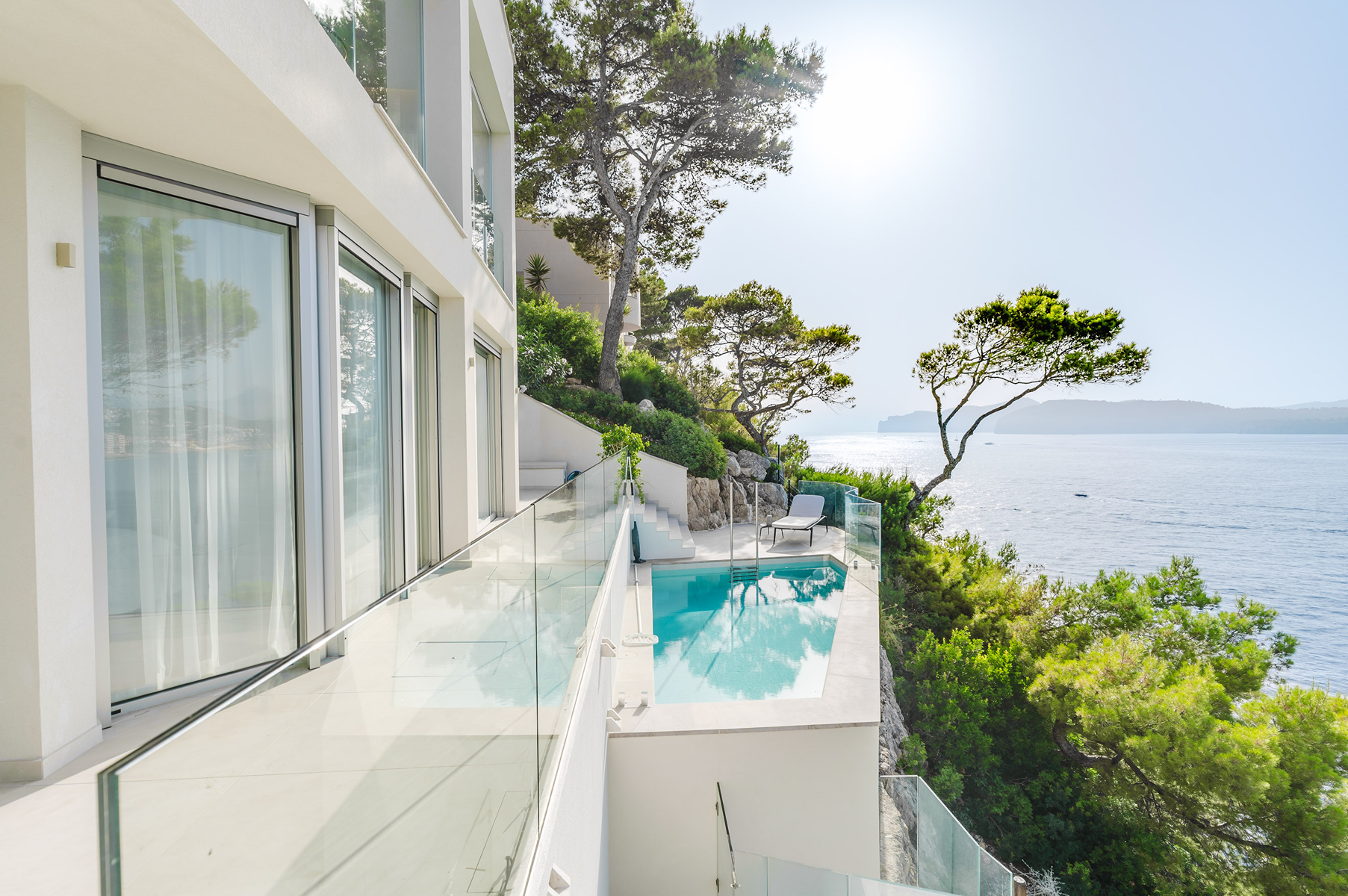  Renovated villa with pool on the front line in Santa Ponsa - 物件實景