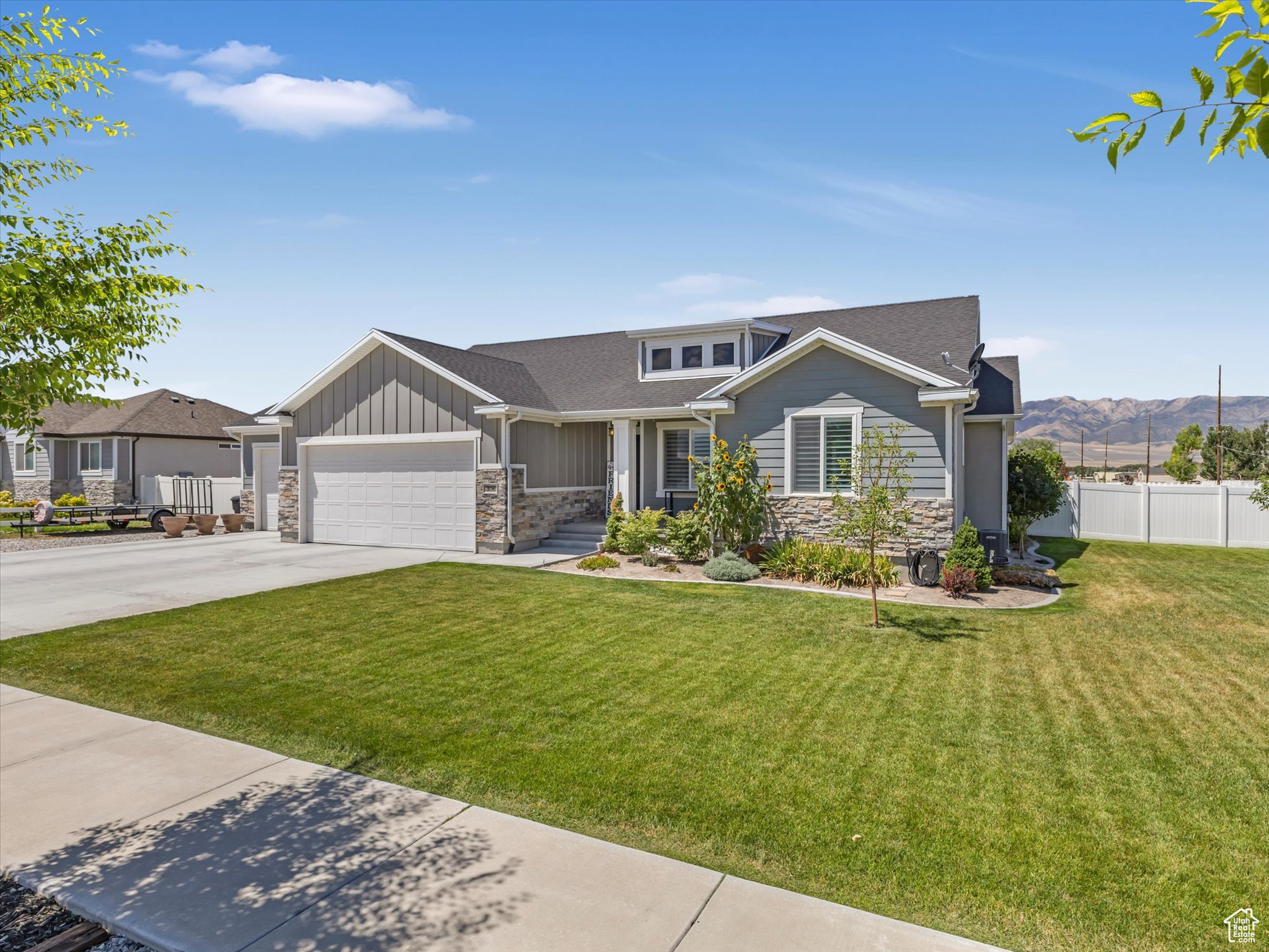 Grantsville, Utah, 84029, United States, 4 Bedrooms Bedrooms, ,3 BathroomsBathrooms,Residential,For Sale,1991039