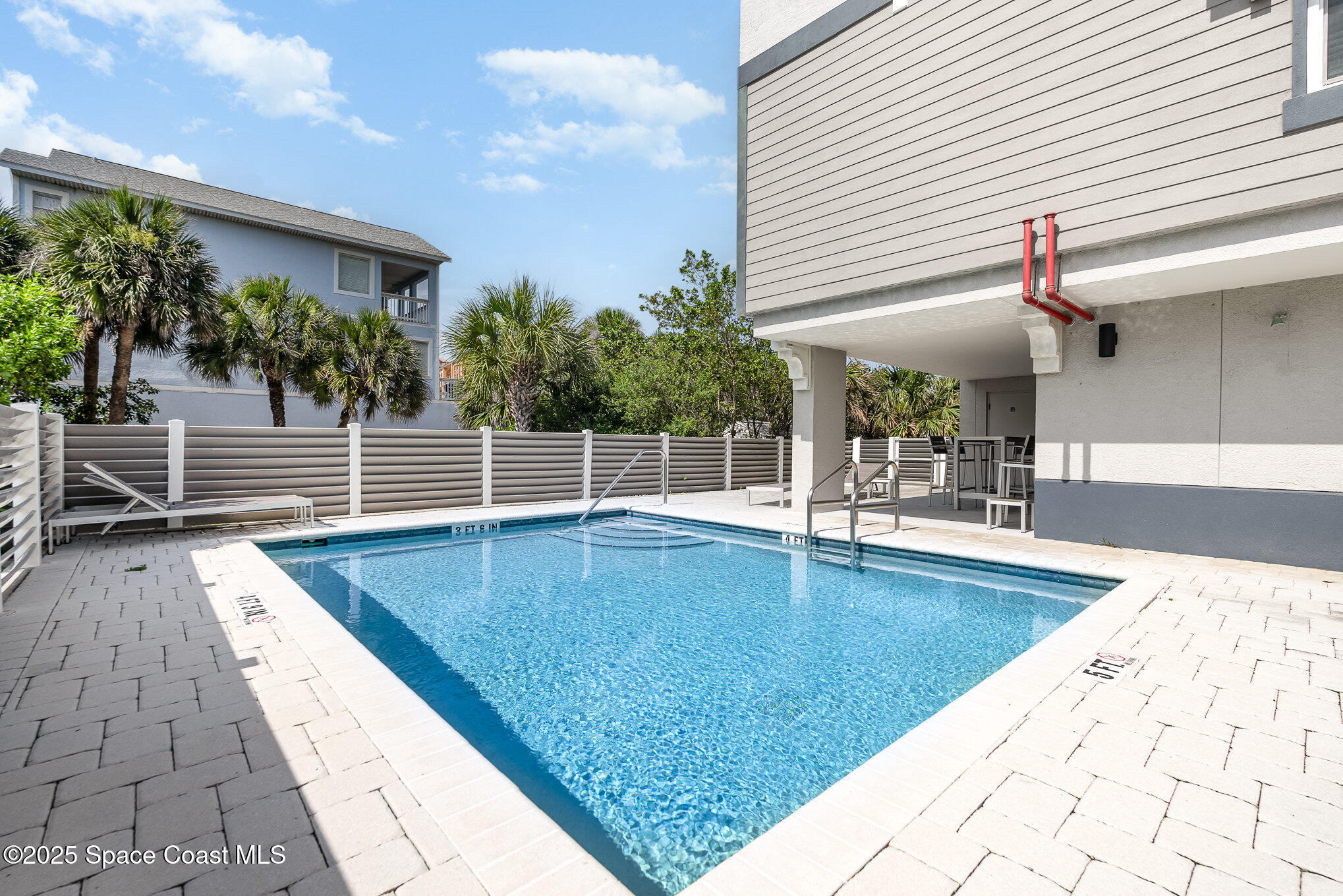 Cocoa Beach, Florida, 32931, United States, 2 Bedrooms Bedrooms, ,2 BathroomsBathrooms,Residential,For Sale,1975351