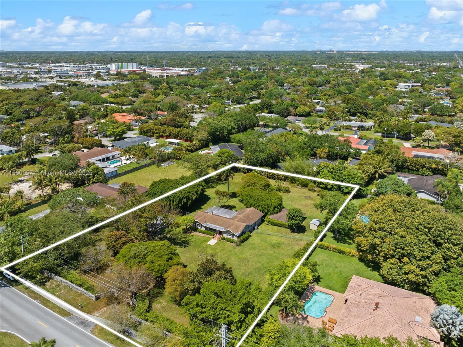 Pinecrest, Florida, 33156, United States, 2 Bedrooms Bedrooms, ,2 BathroomsBathrooms,Residential,For Sale,1885359