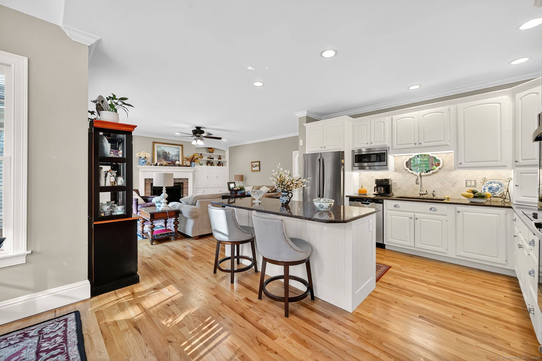 Granby, Connecticut, 06090, United States, 4 Bedrooms Bedrooms, ,3 BathroomsBathrooms,Residential,For Sale,1988938