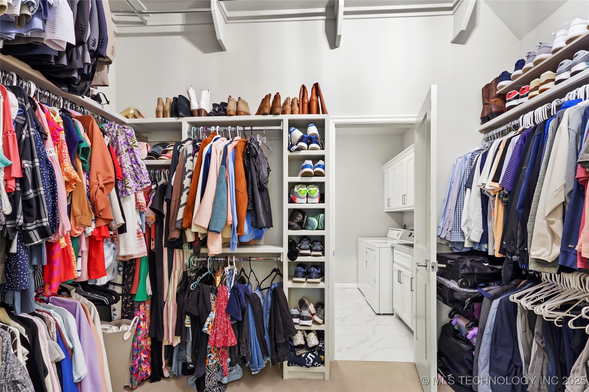 Bixby, Oklahoma, 74008, United States, 5 Bedrooms Bedrooms, ,4 BathroomsBathrooms,Residential,For Sale,1817544