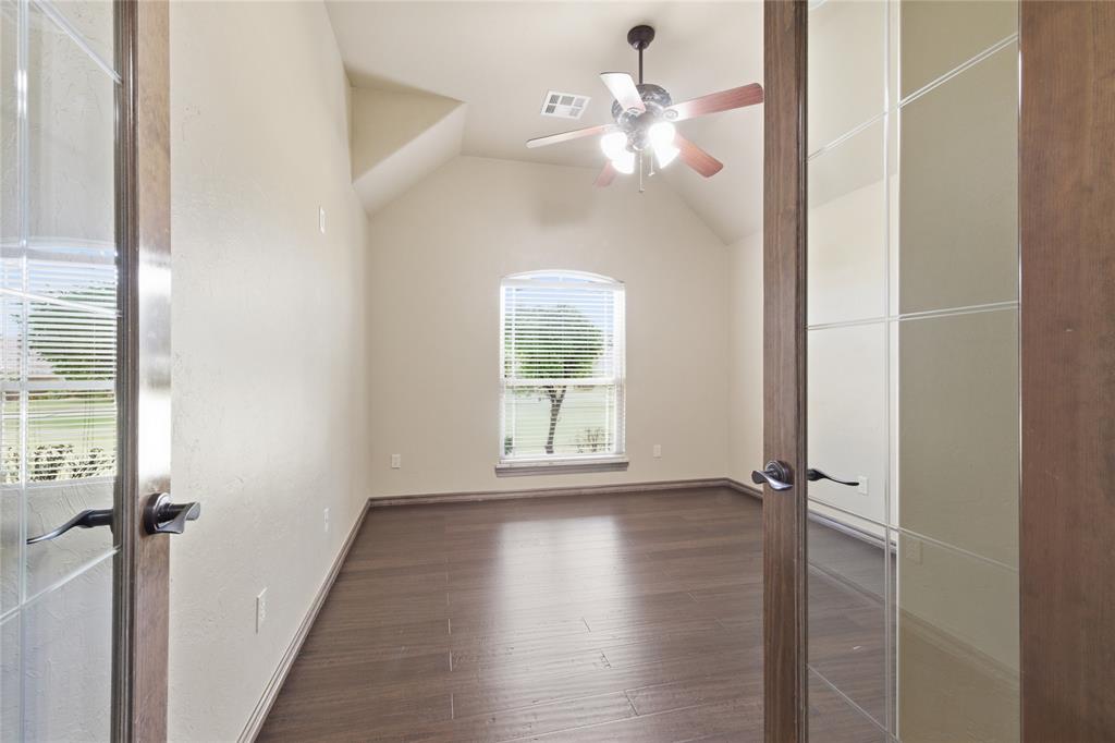 Mustang, Oklahoma, 73064, United States, 4 Bedrooms Bedrooms, ,4 BathroomsBathrooms,Residential,For Sale,1966333