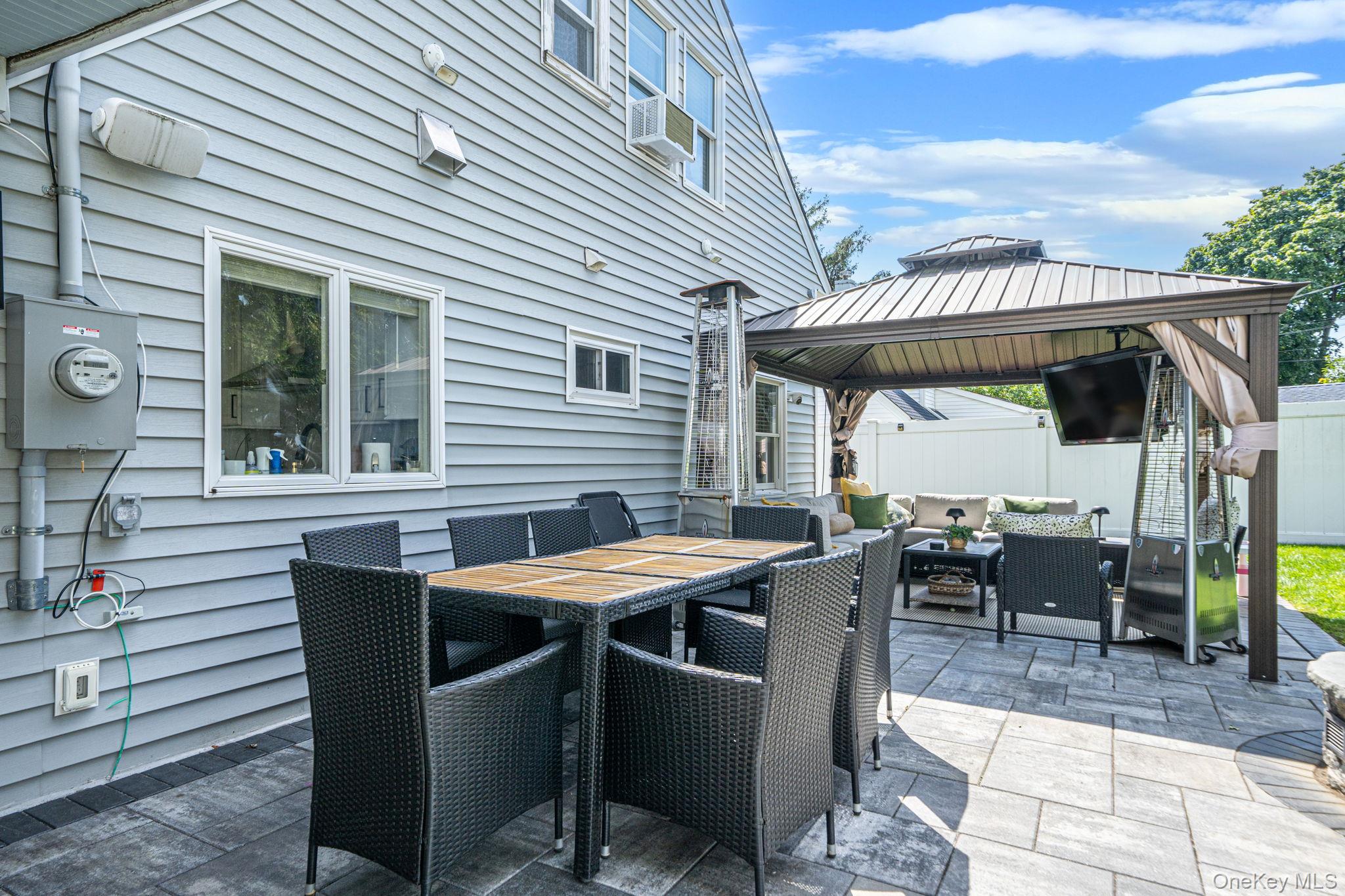  2115 Randall Avenue, East Meadow, NY, 11554 - 物件實景