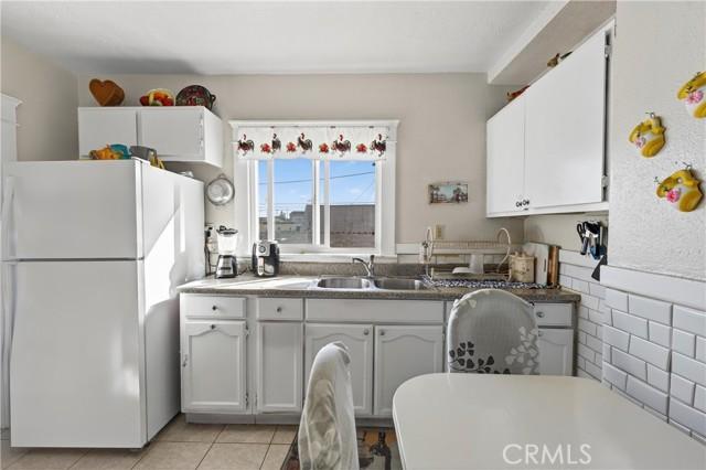 Los Angeles, California, 90003, United States, ,Residential,For Sale,1977339