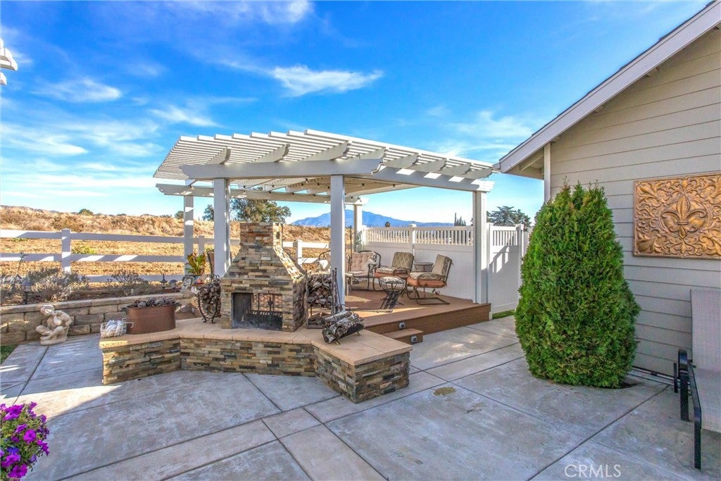 Cherry Valley, California, 92223, United States, 4 Bedrooms Bedrooms, ,4 BathroomsBathrooms,Residential,For Sale,1980244