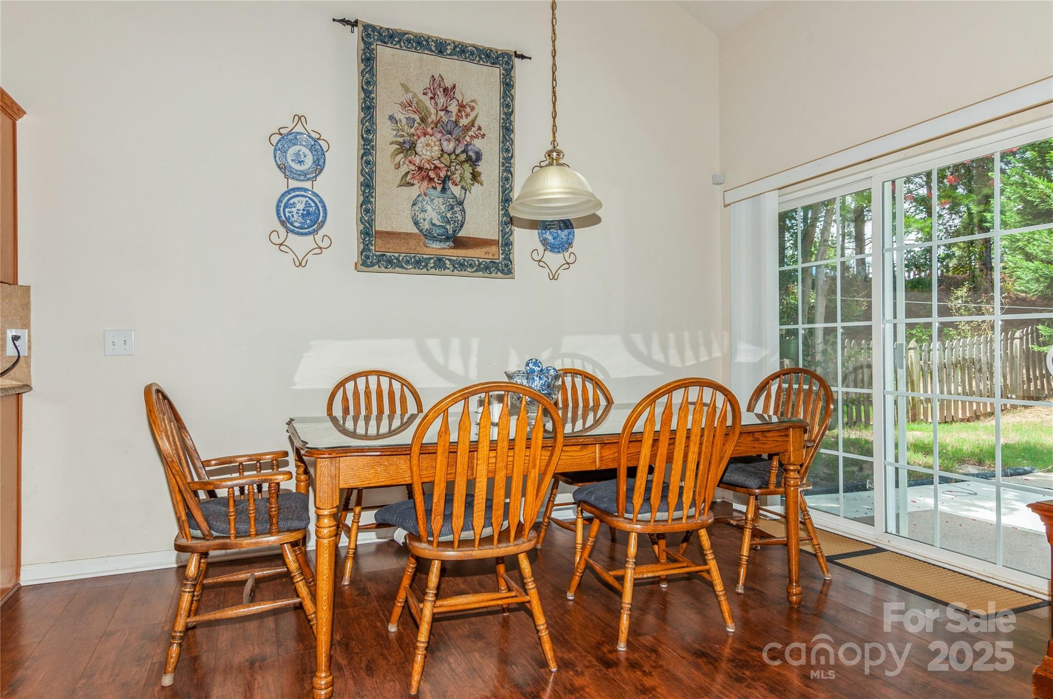 Cornelius, North Carolina, 28031, United States, 4 Bedrooms Bedrooms, ,3 BathroomsBathrooms,Residential,For Sale,1896609