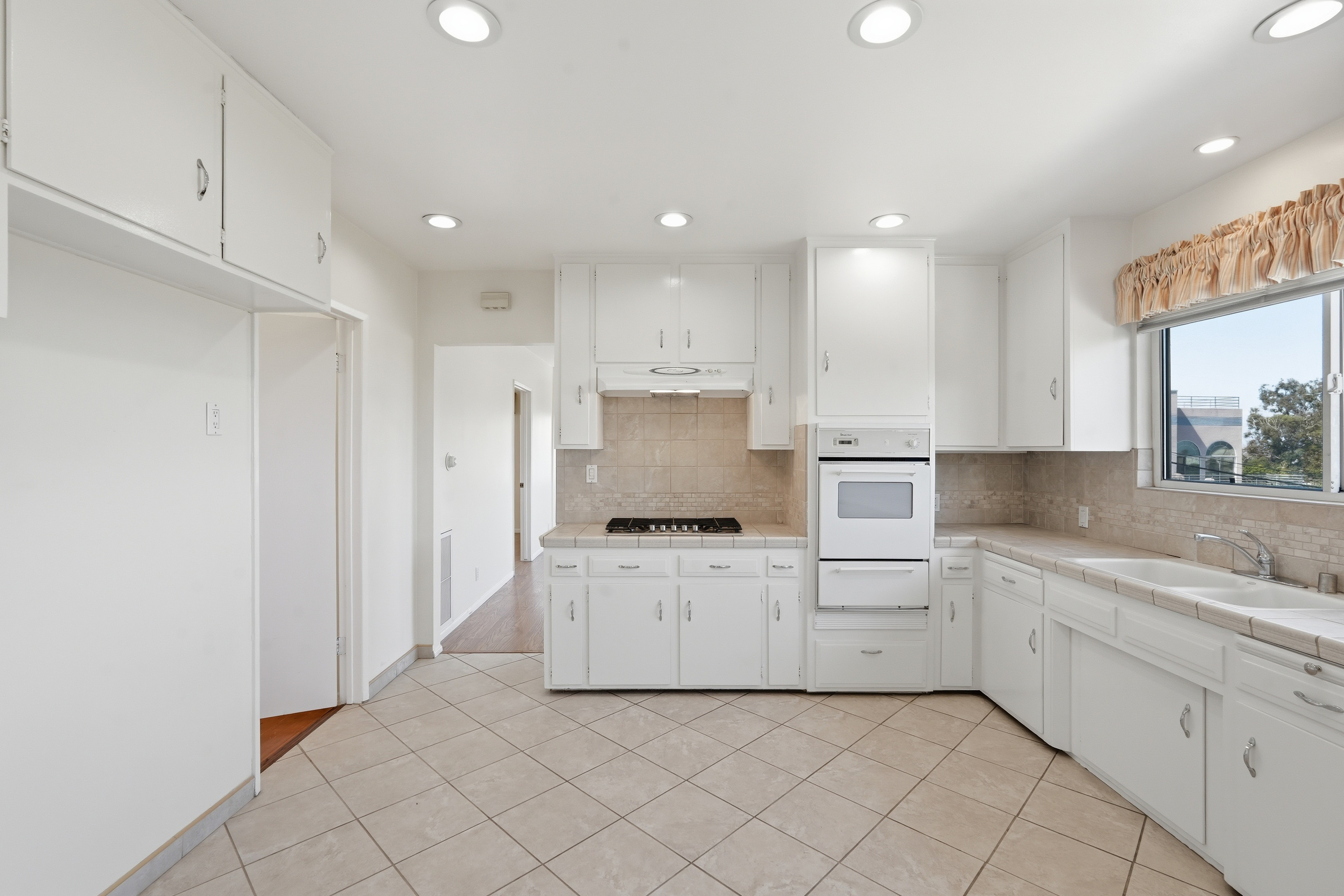  661 West 26th Street, Los Angeles, CA 90731 - 物件實景