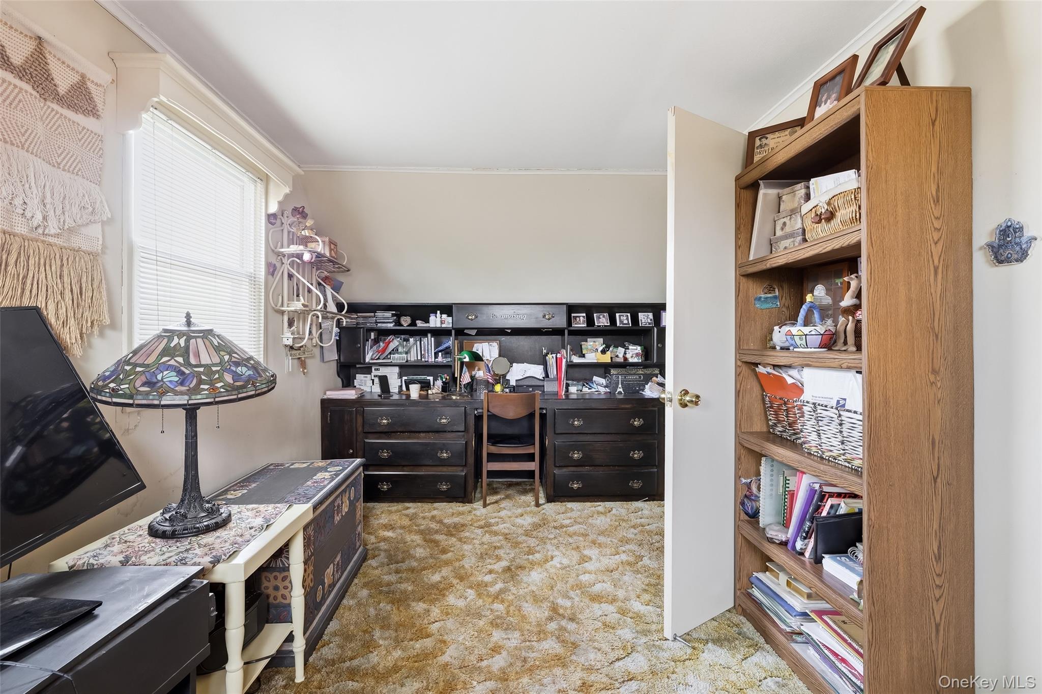 Seaford, New York, 11783, United States, 3 Bedrooms Bedrooms, ,2 BathroomsBathrooms,Residential,For Sale,2048212
